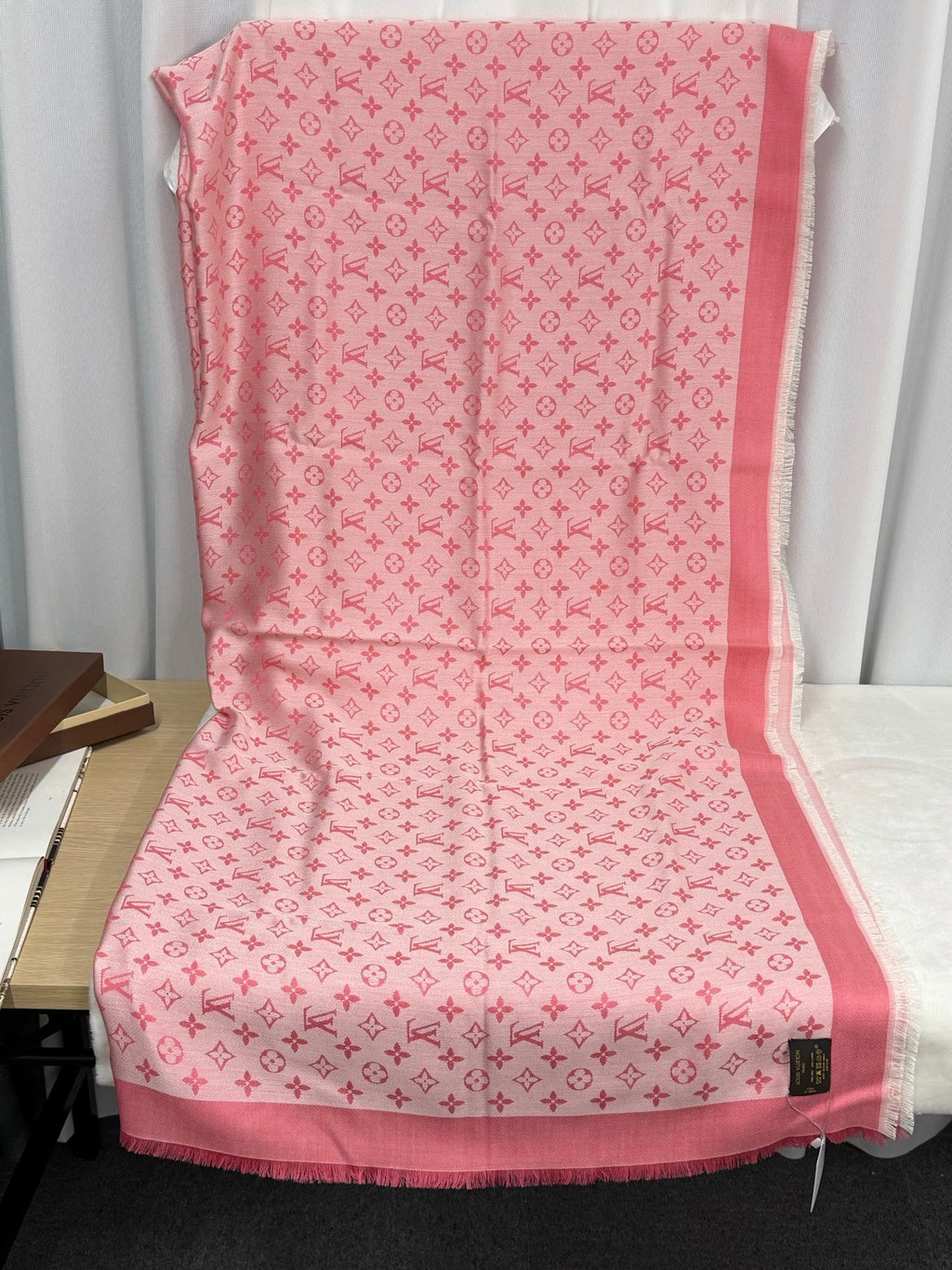 LOUIS VUITTON Monogram Cashmere Scarf