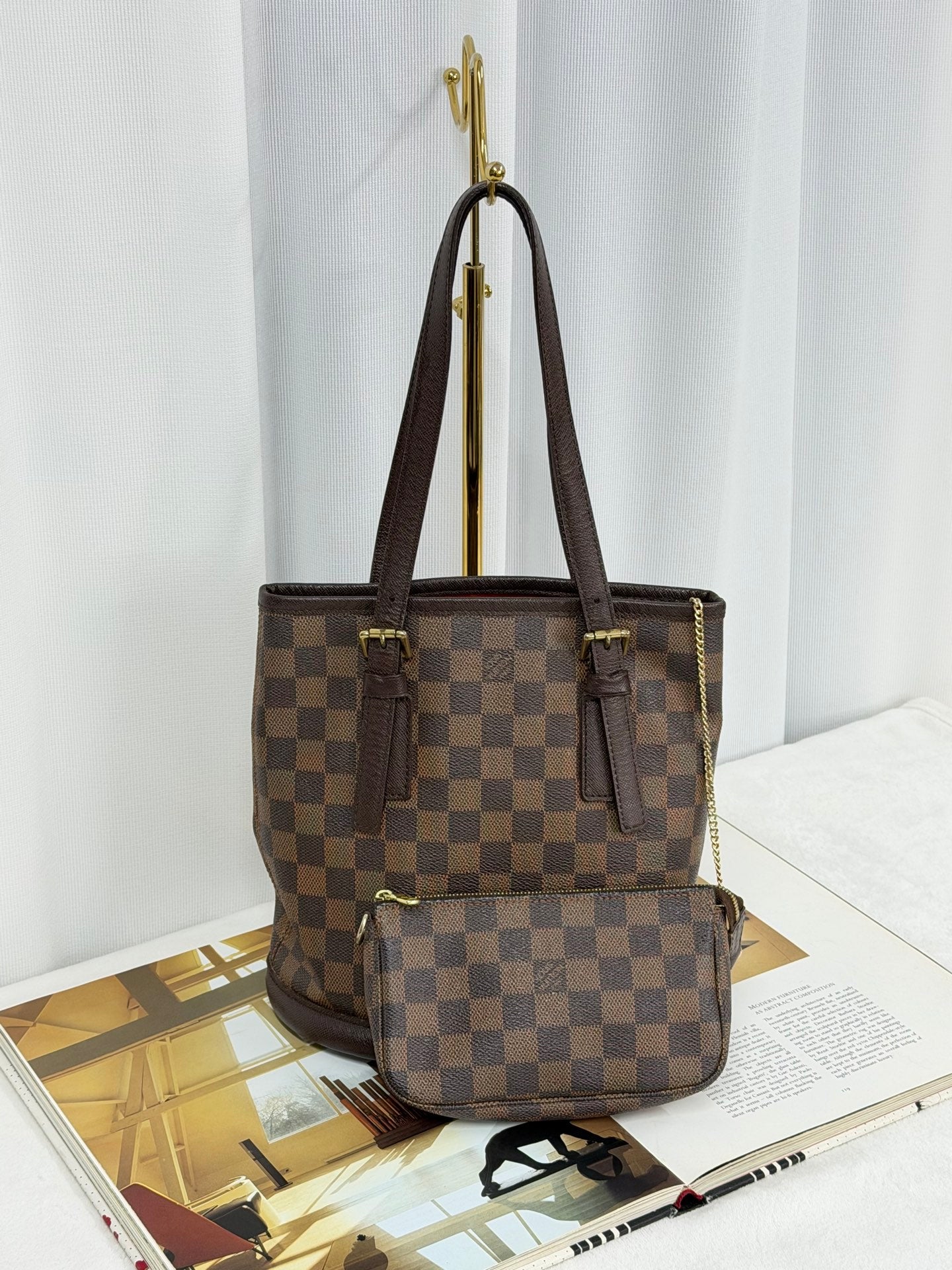 LOUIS VUITTON Damier BucketHandbag Set