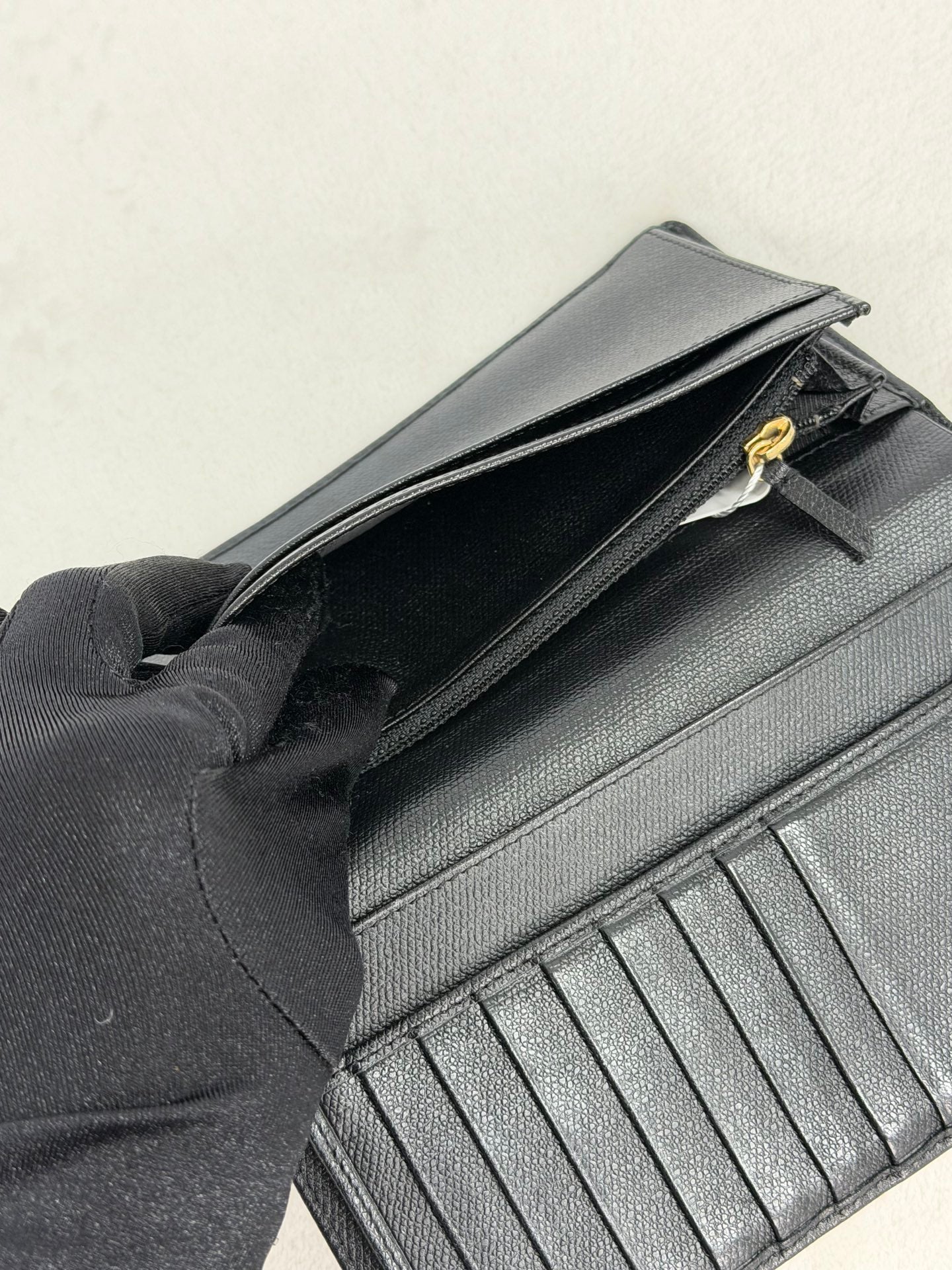 CHANEL Genuine Cavier Wallet