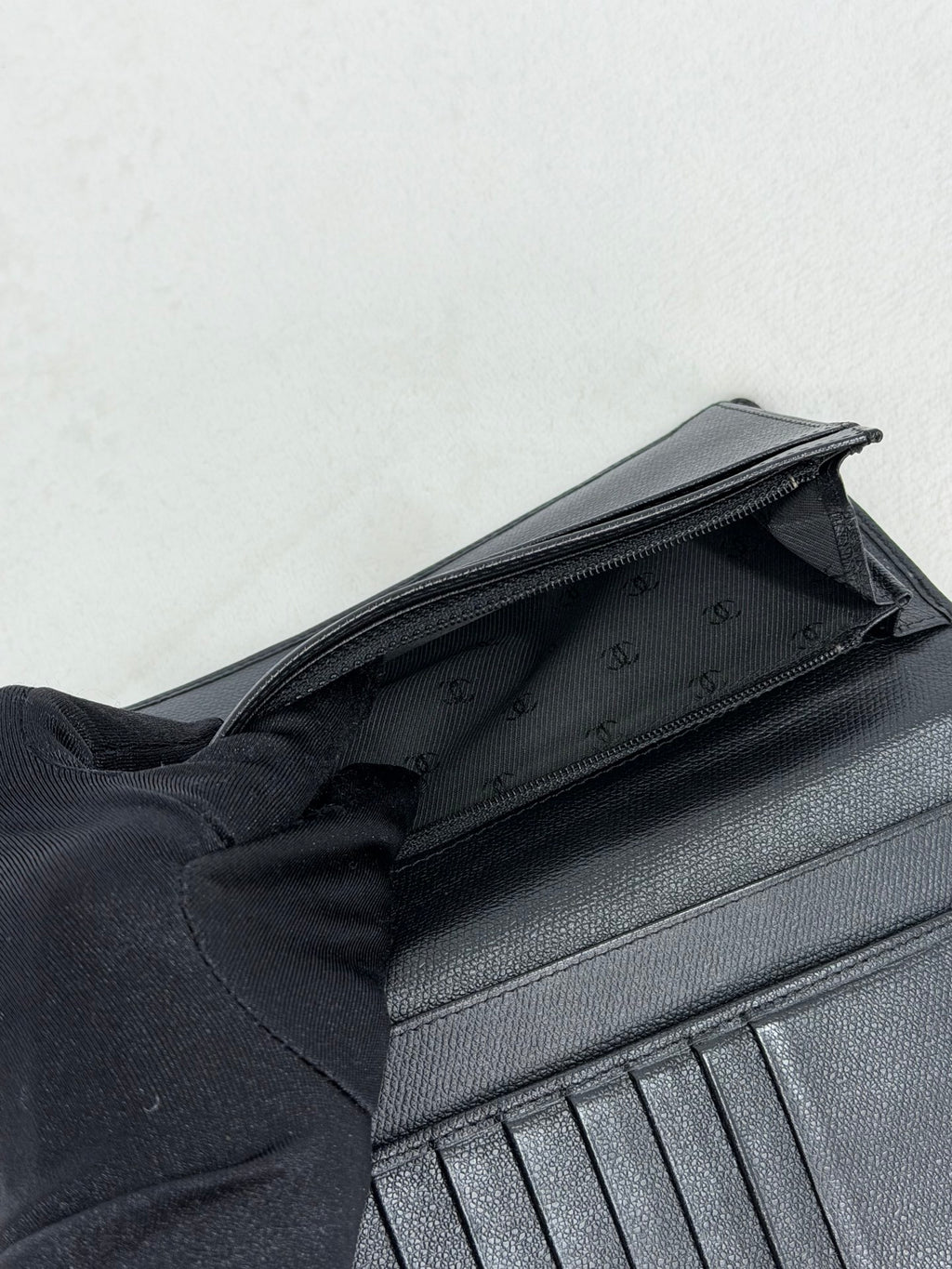 CHANEL Genuine Cavier Wallet