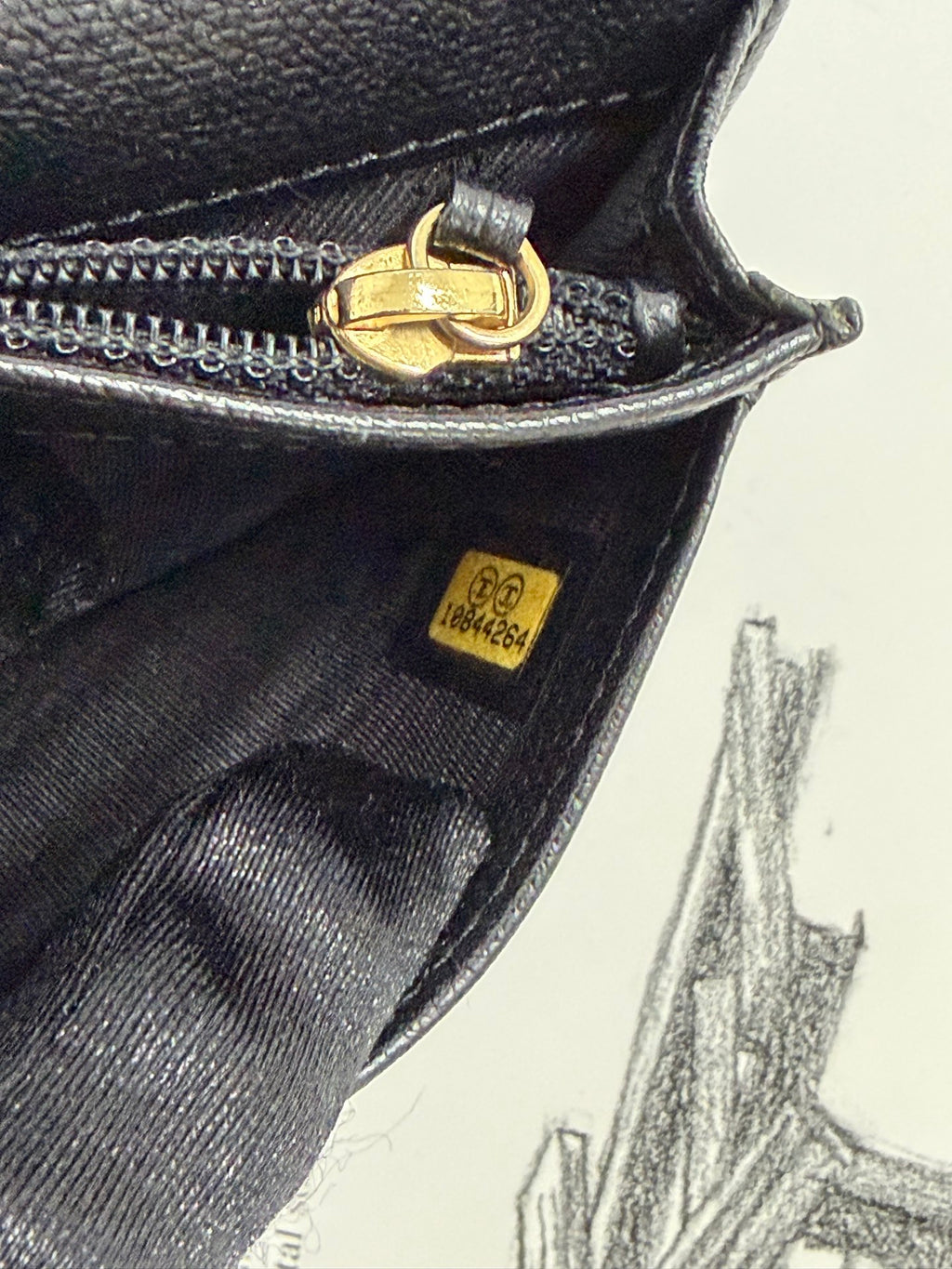 CHANEL Genuine Cavier Wallet