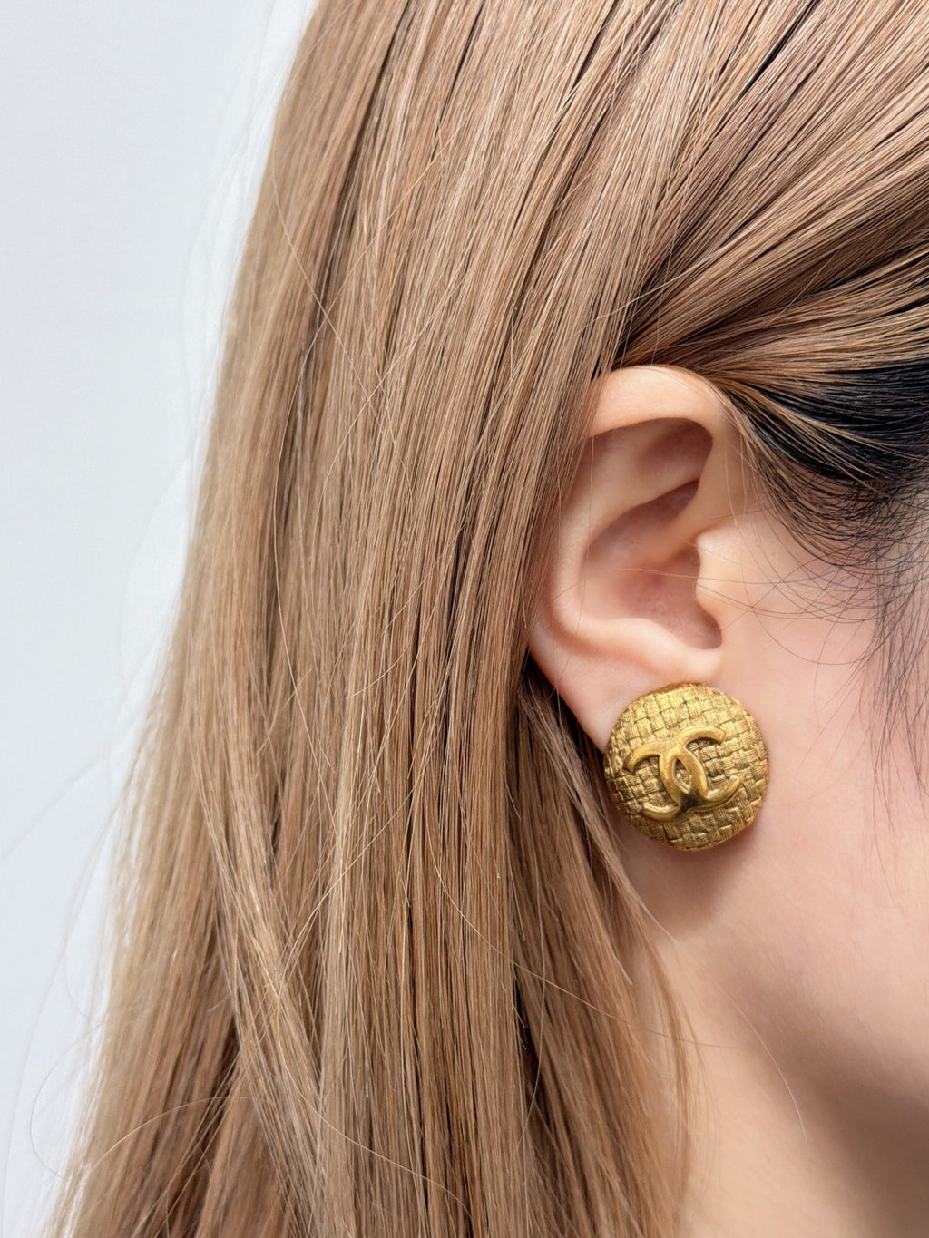 CHANEL  Tweed-Style Earring Clips