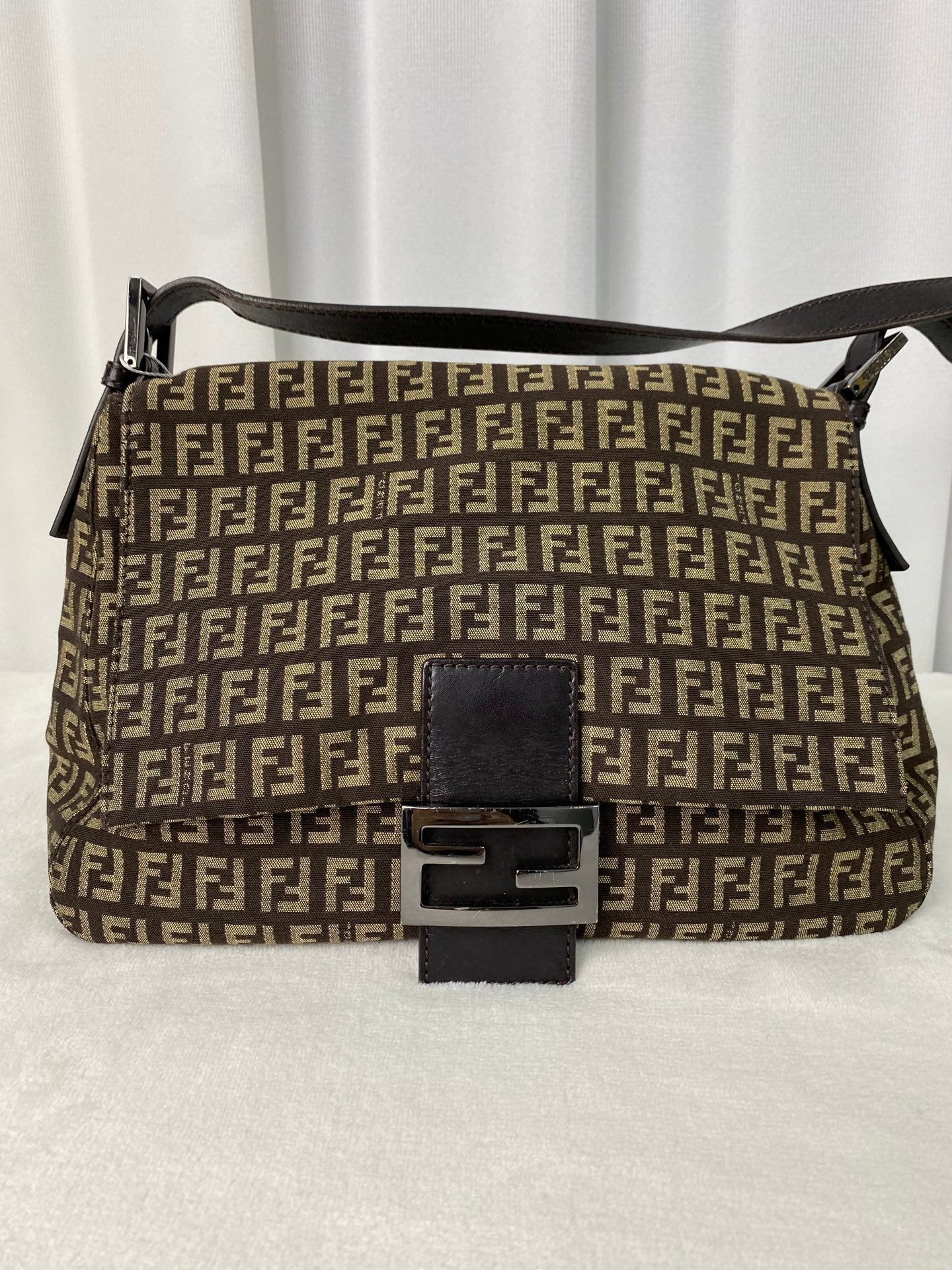 FENDI Zucca Large Beguetta Shoulder bag