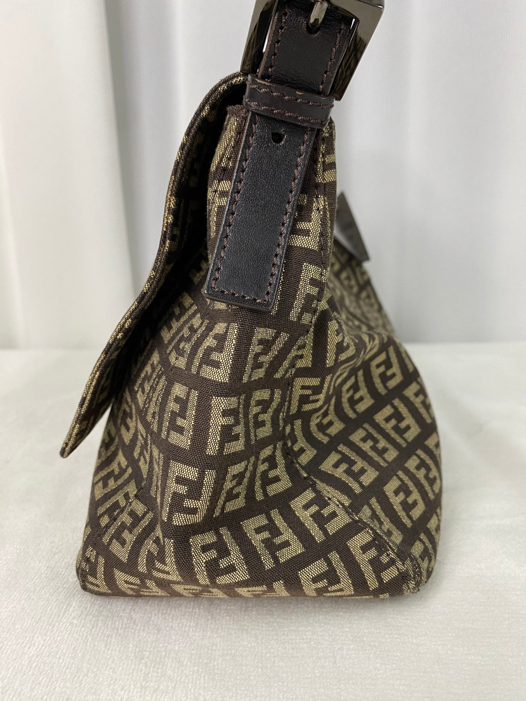 FENDI Zucca Large Beguetta Shoulder bag