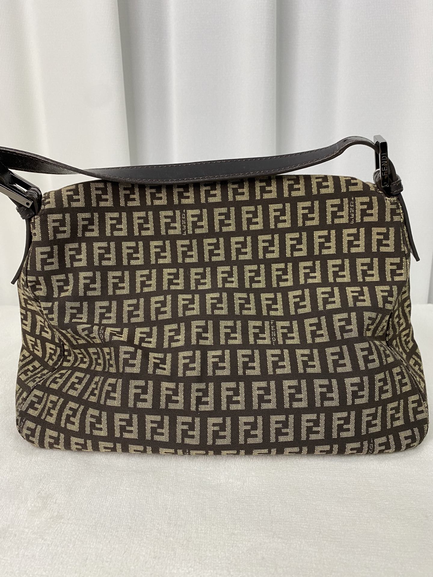 FENDI Zucca Large Beguetta Shoulder bag