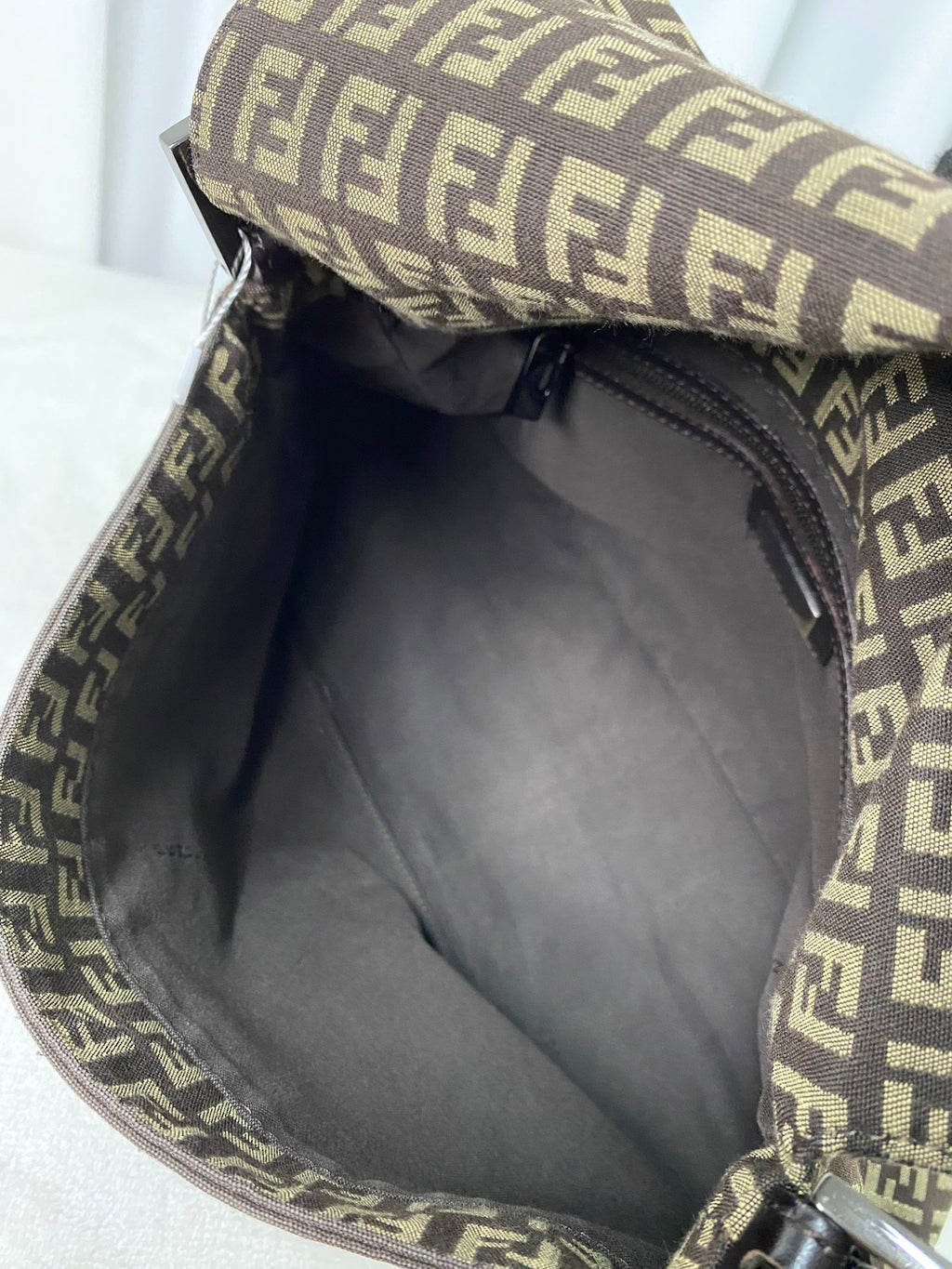 FENDI Zucca Large Beguetta Shoulder bag