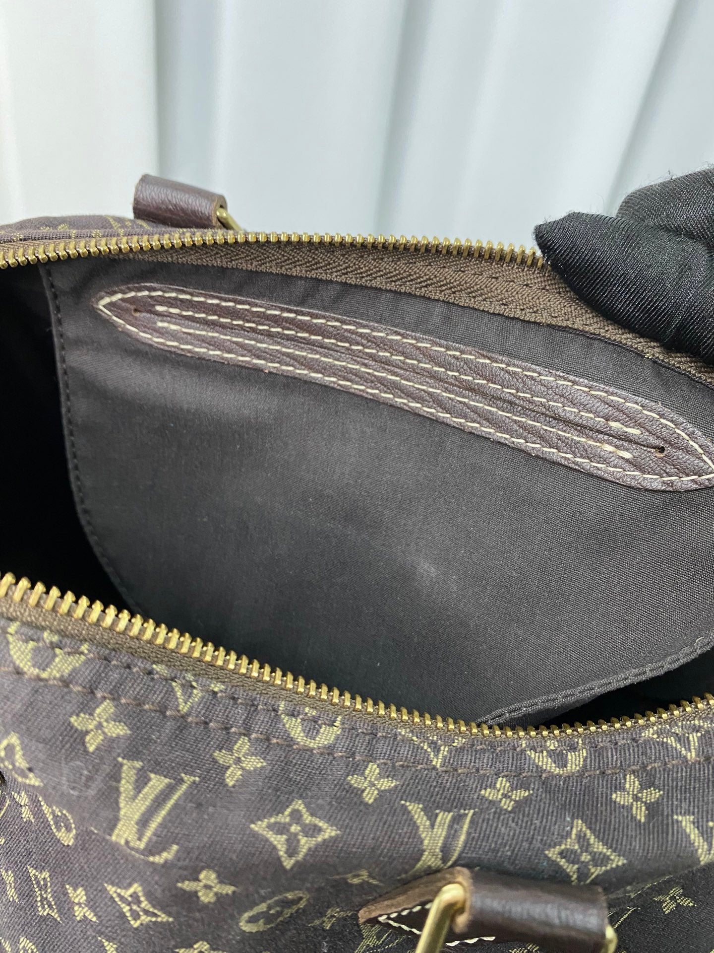 LOUIS VUITTON Monogram Speedy30'