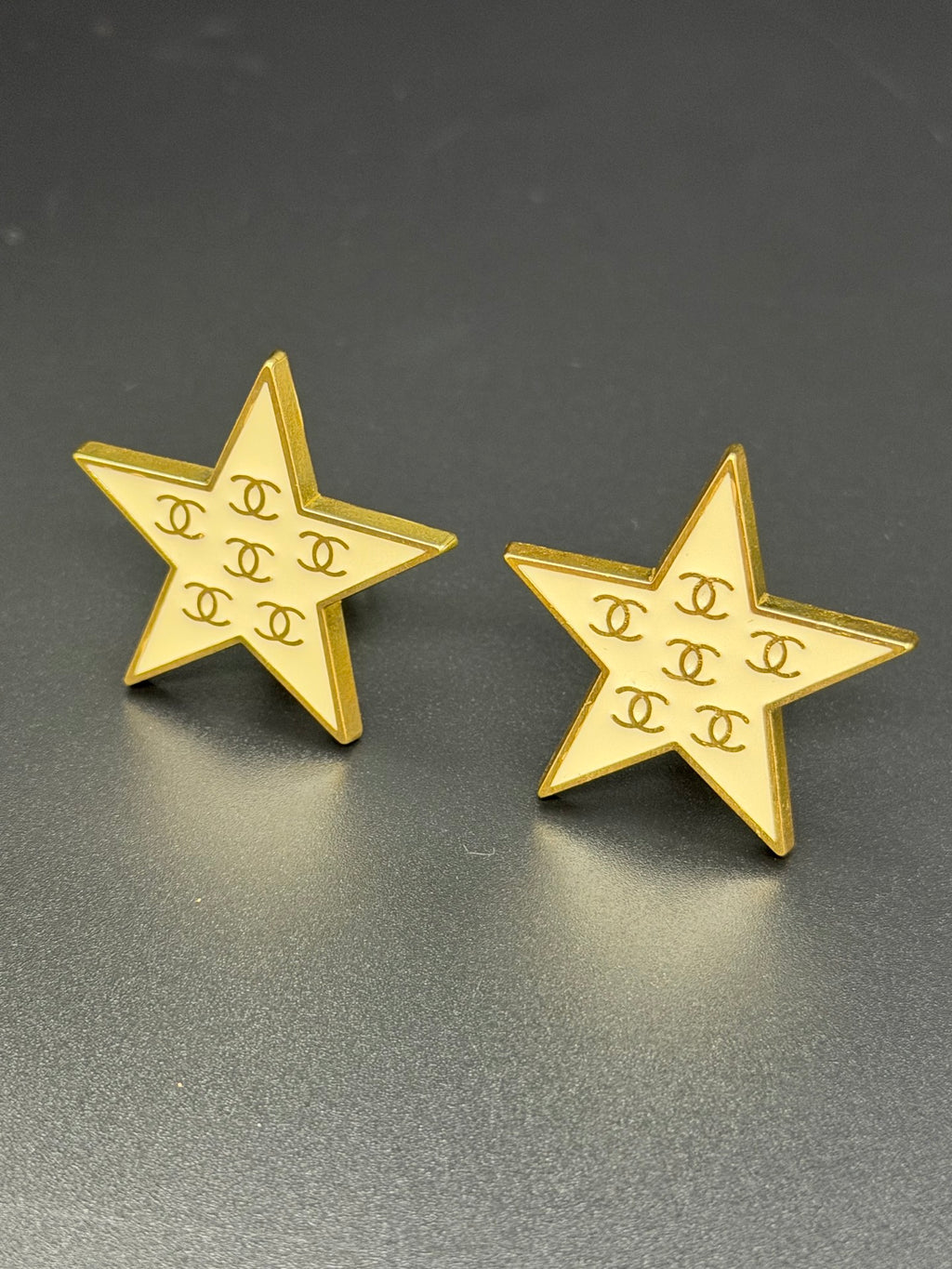 CHANEL Double-C Star Shaped Clips On