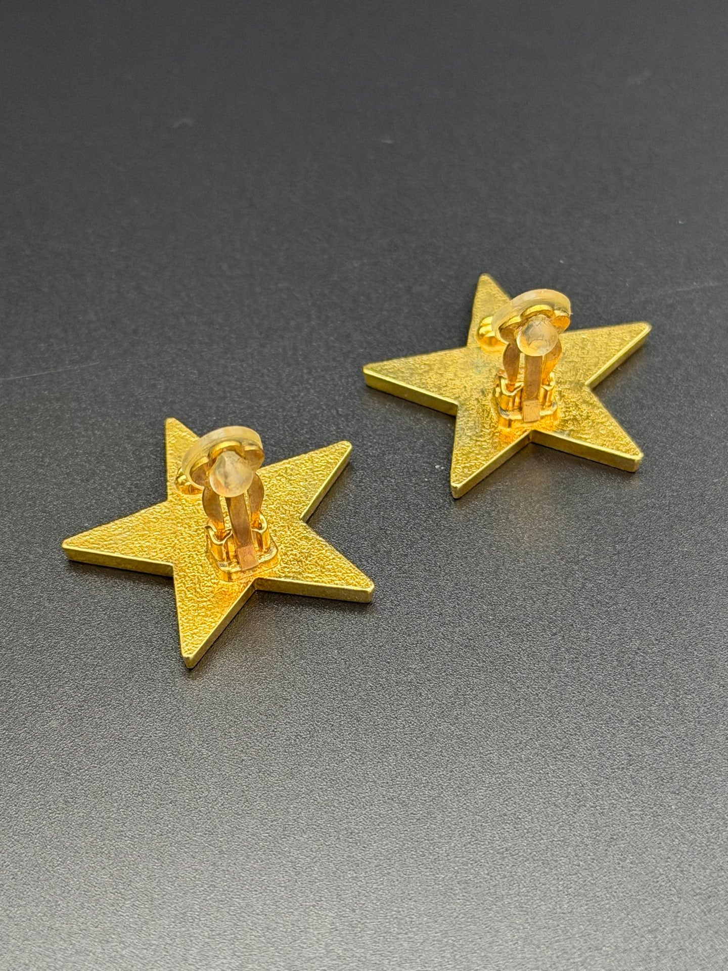 CHANEL Double-C Star Shaped Clips On