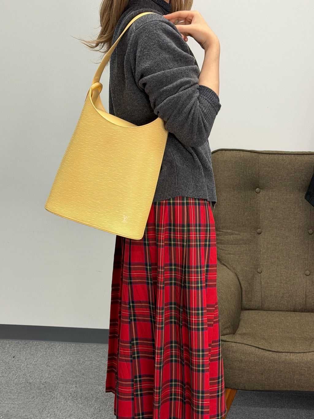 LOUIS VUITTON Epi Shoulderbag