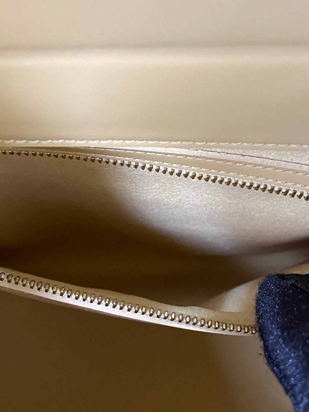 LOUIS VUITTON Epi Shoulderbag