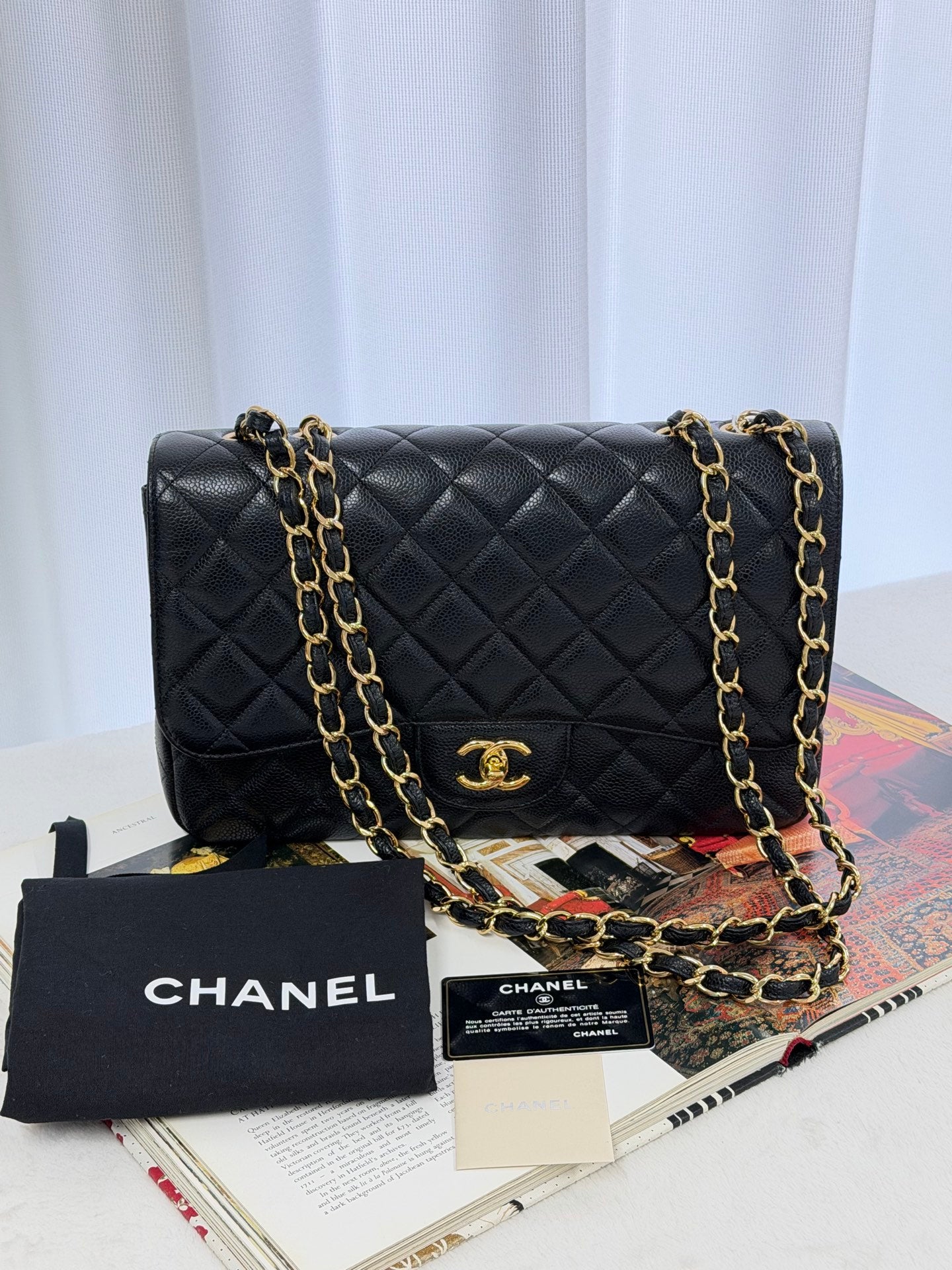 CHANELClassic Cavier Chainbag