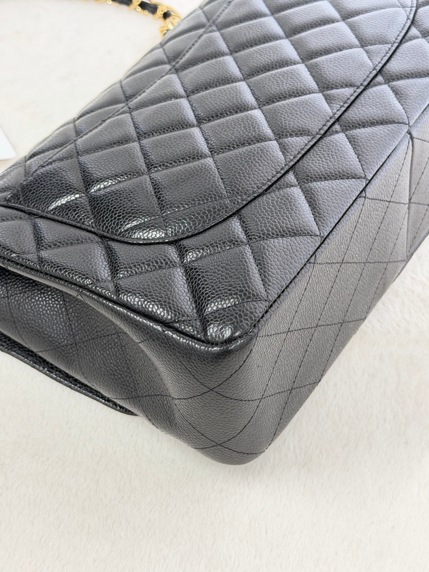 CHANELClassic Cavier Chainbag