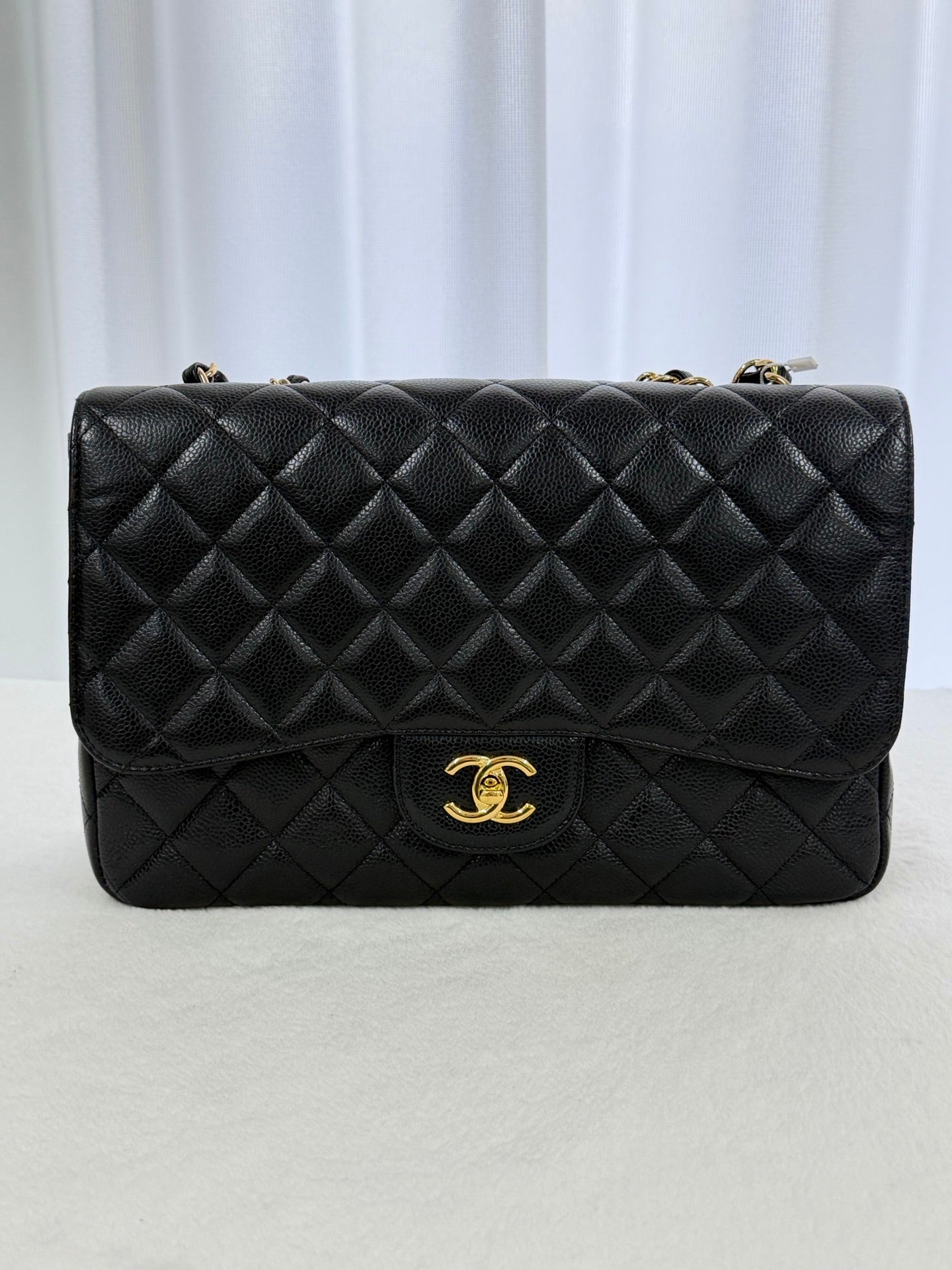 CHANELClassic Cavier Chainbag