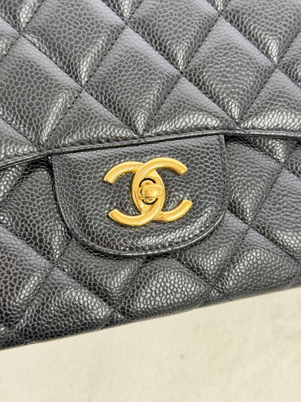 CHANELClassic Cavier Chainbag