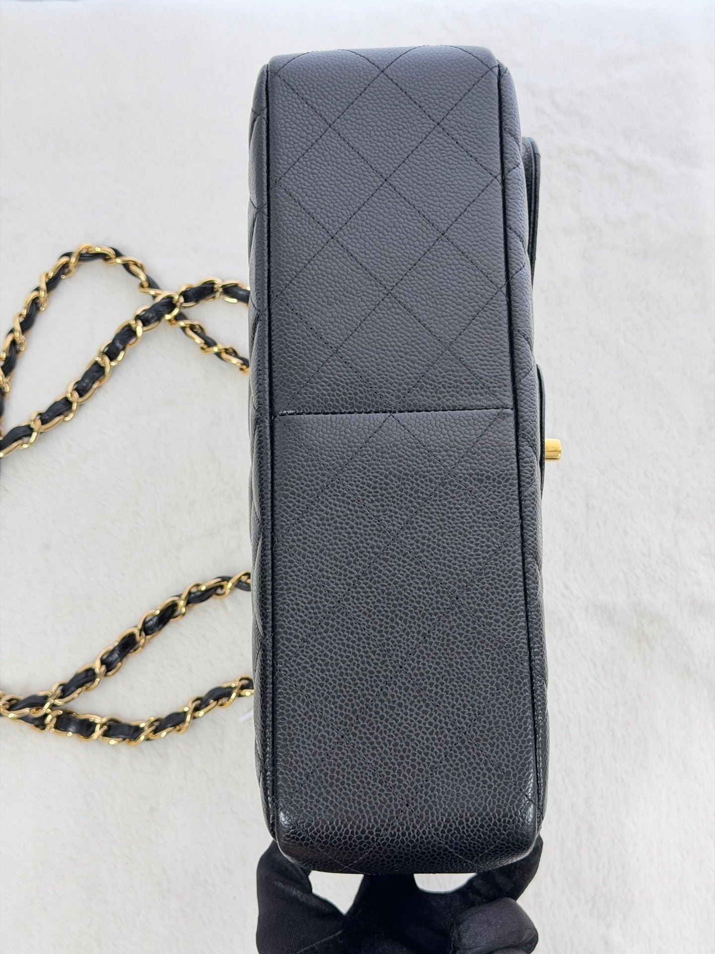 CHANELClassic Cavier Chainbag