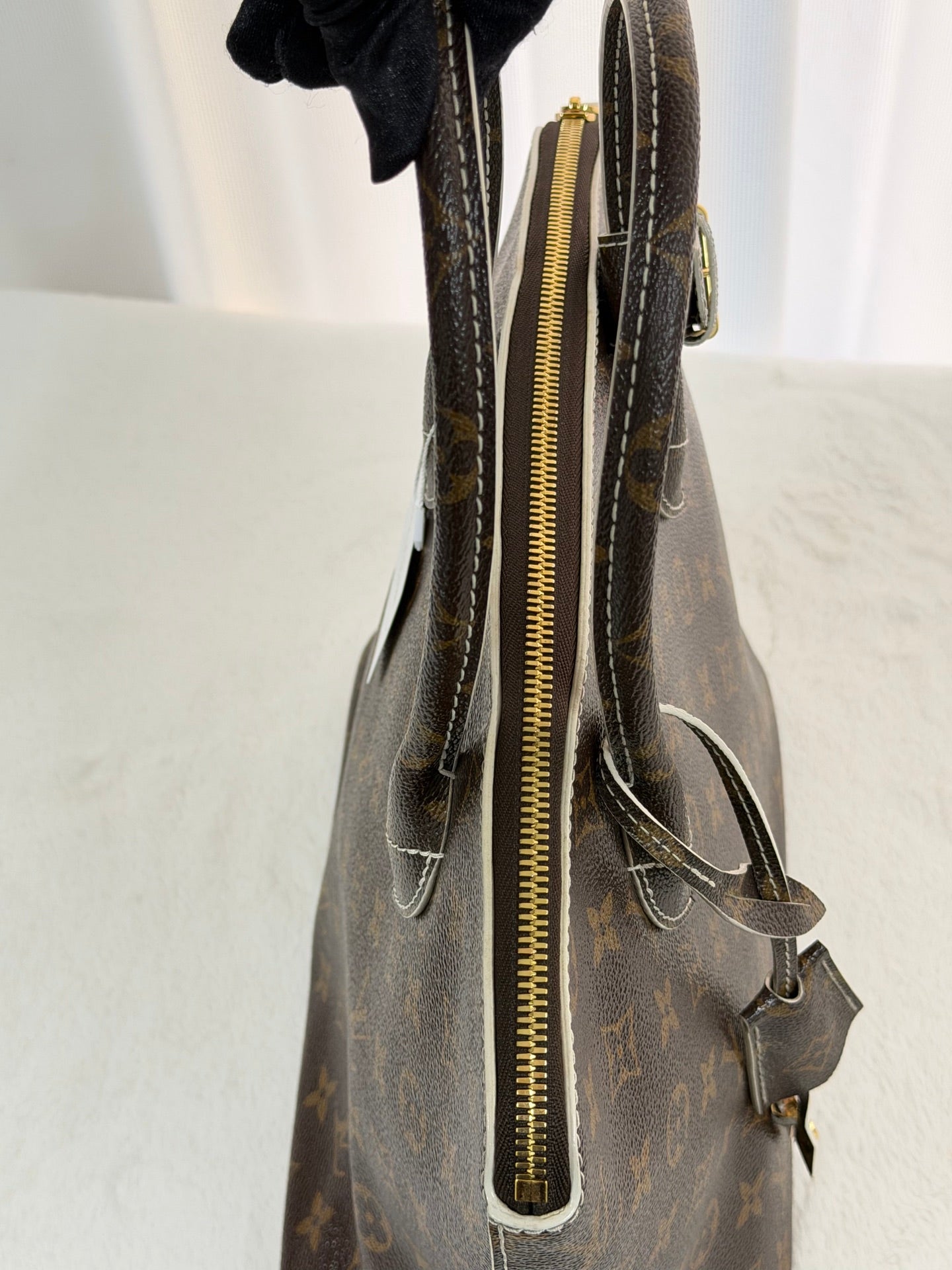 LOUIS VUITTON Monogram Limited Handbag