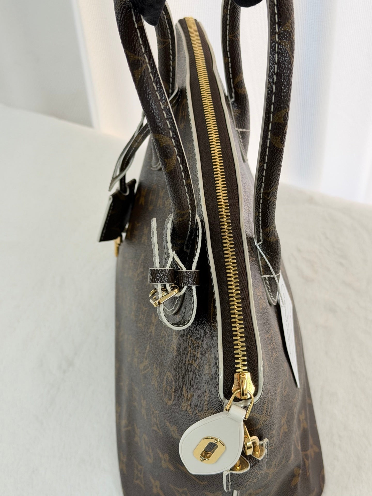 LOUIS VUITTON Monogram Limited Handbag