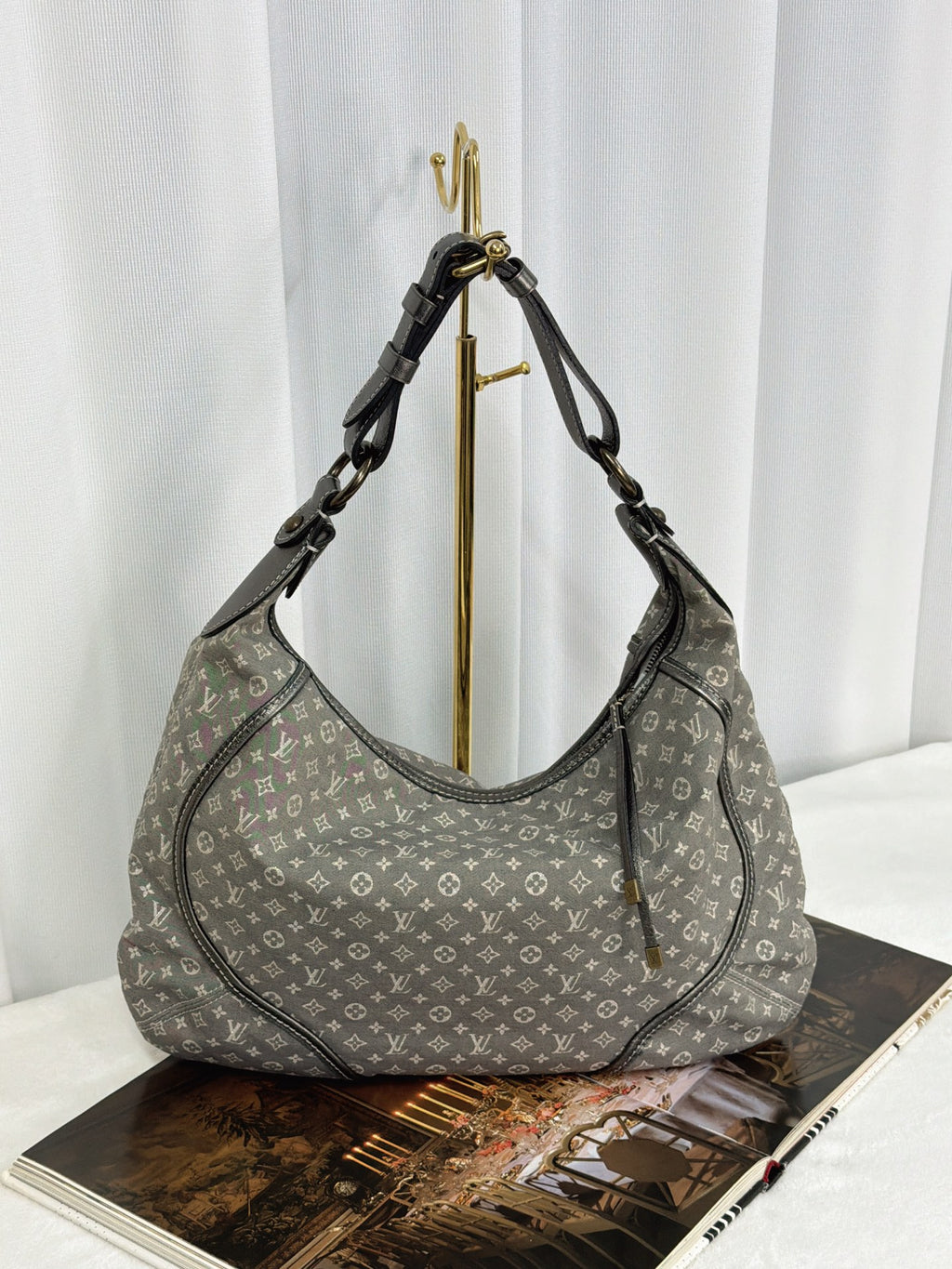 LOUIS VUITTON Monogram Denim Hobobag