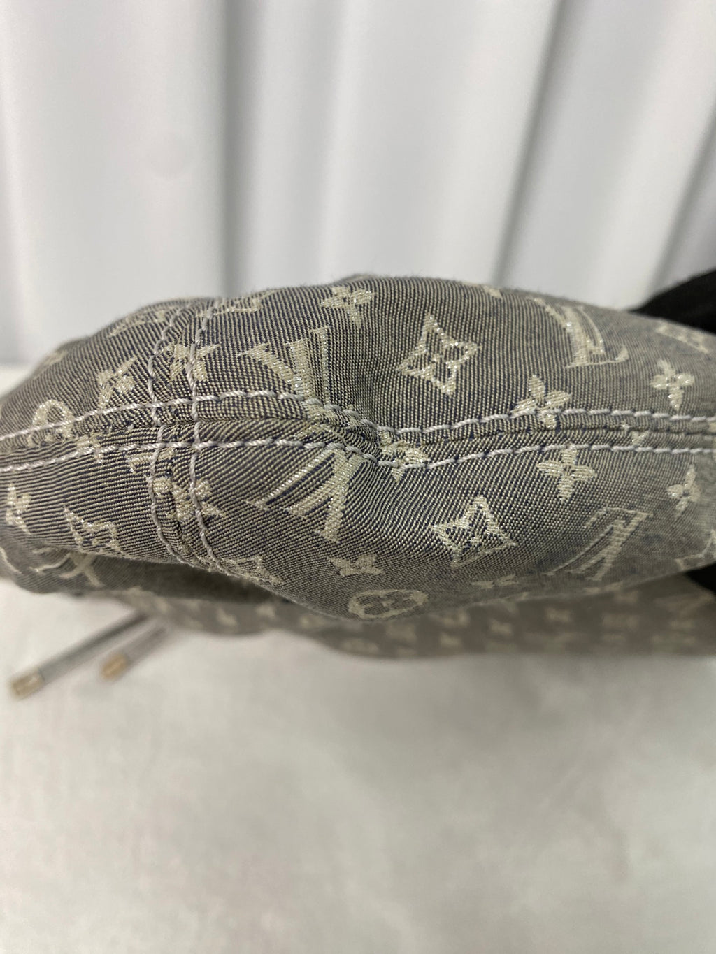 LOUIS VUITTON Monogram Denim Hobobag