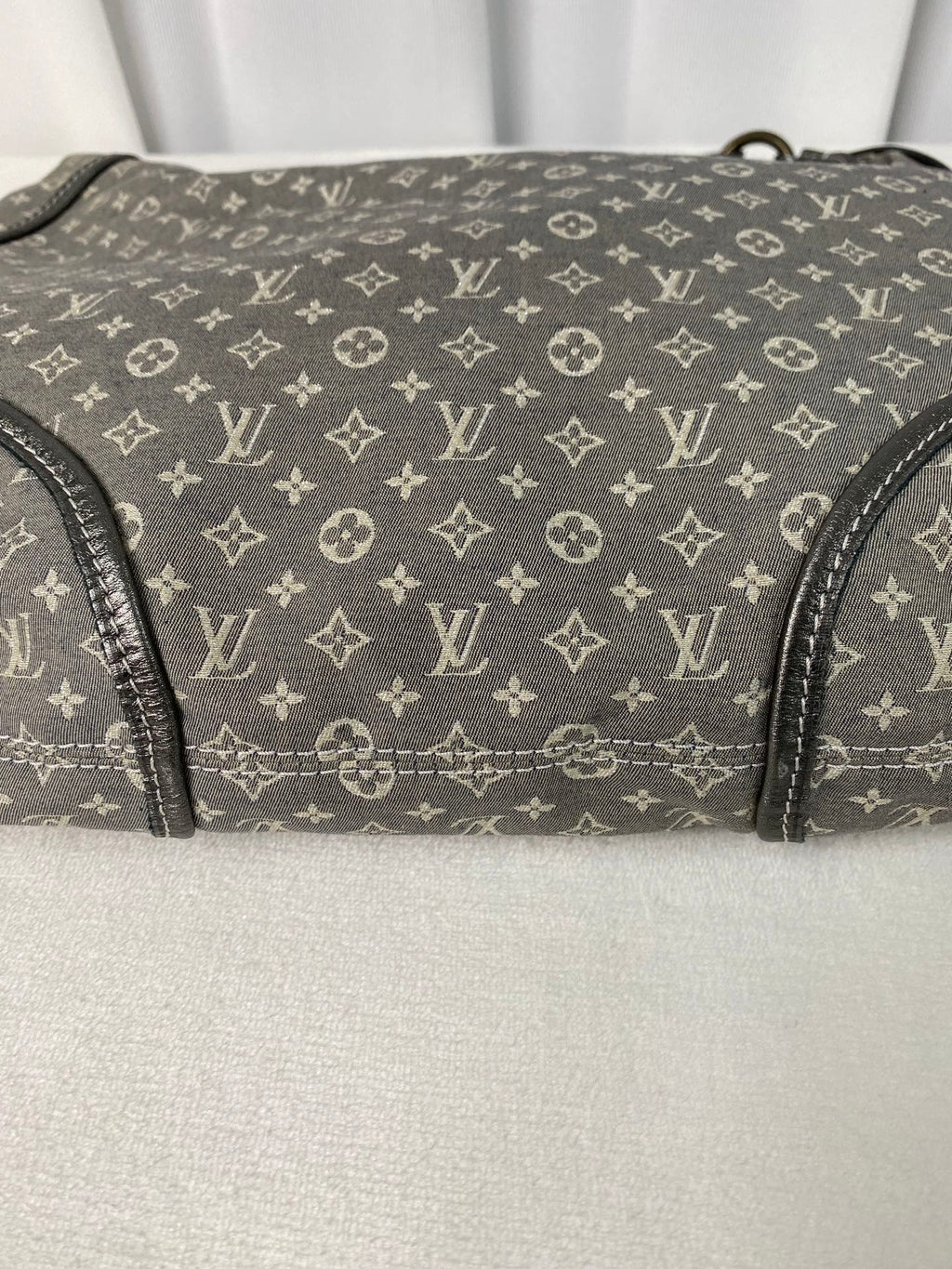 LOUIS VUITTON Monogram Denim Hobobag