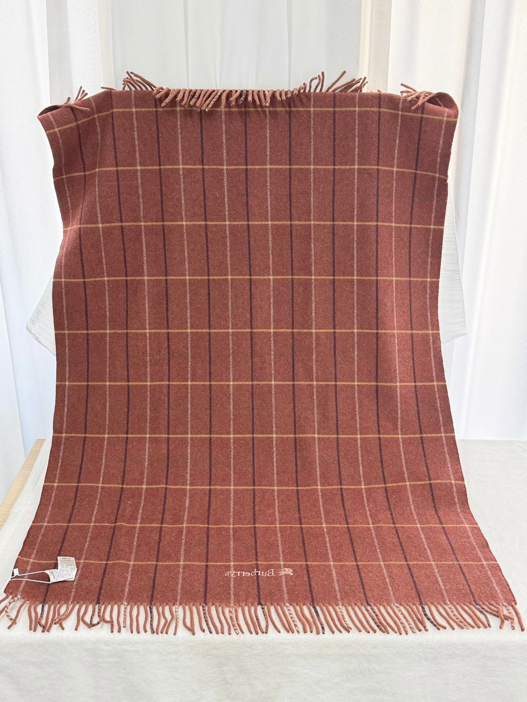 BURBERRY Plaid Patter Cashmere Scarf