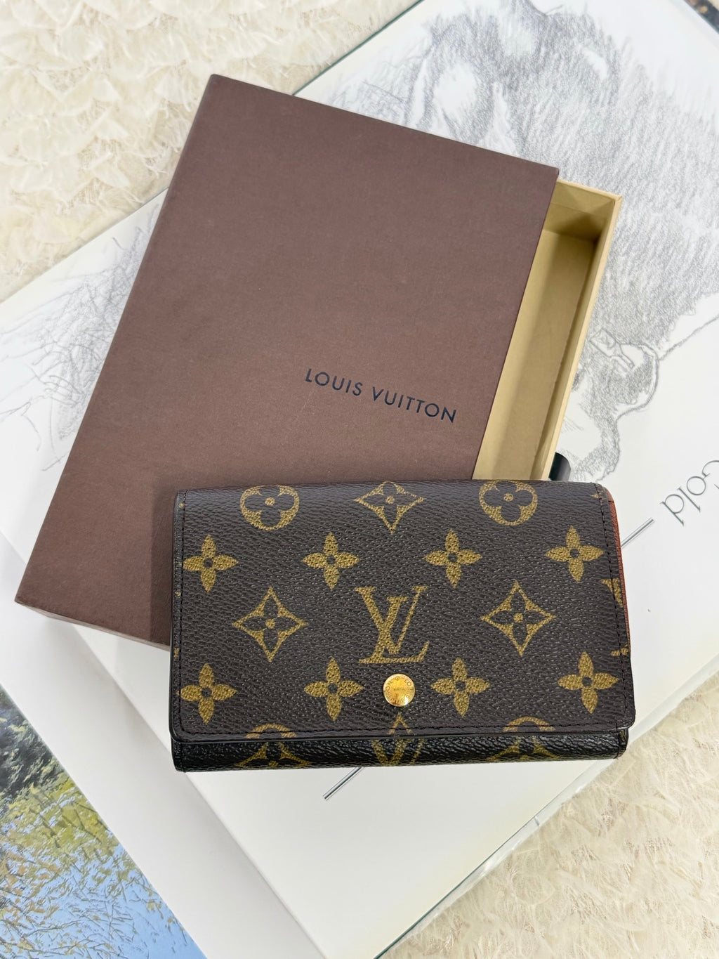 LOUIS VUITTON Monogram Bifold Wallet