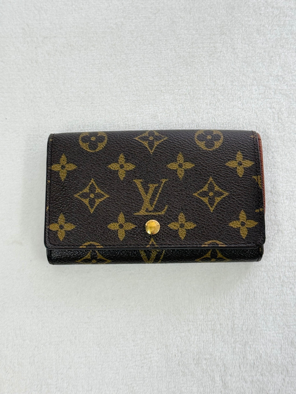 LOUIS VUITTON Monogram Bifold Wallet