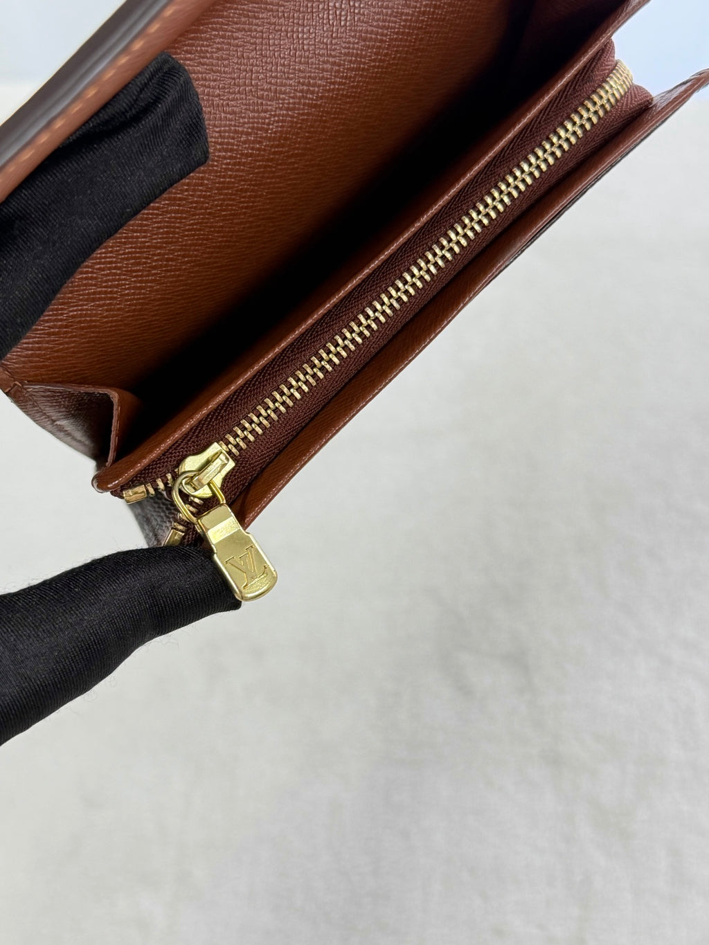 LOUIS VUITTON Monogram Bifold Wallet