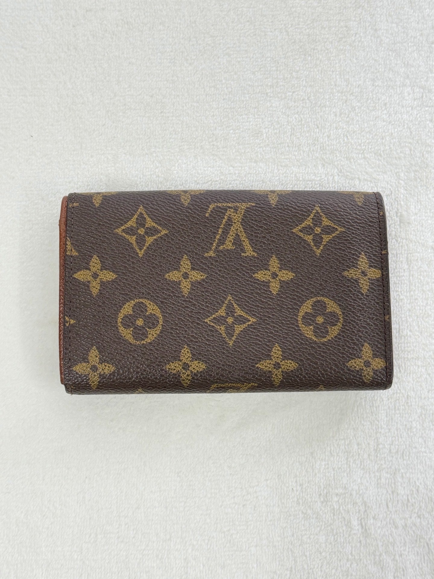 LOUIS VUITTON Monogram Bifold Wallet