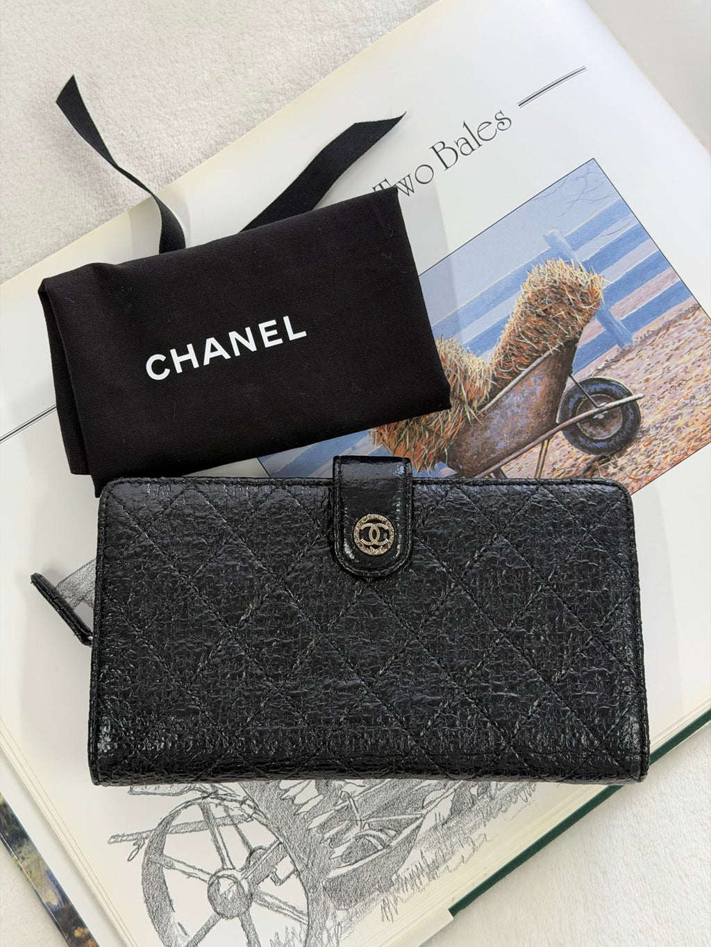 CHANEL Patent Double-C Bifold Wallet