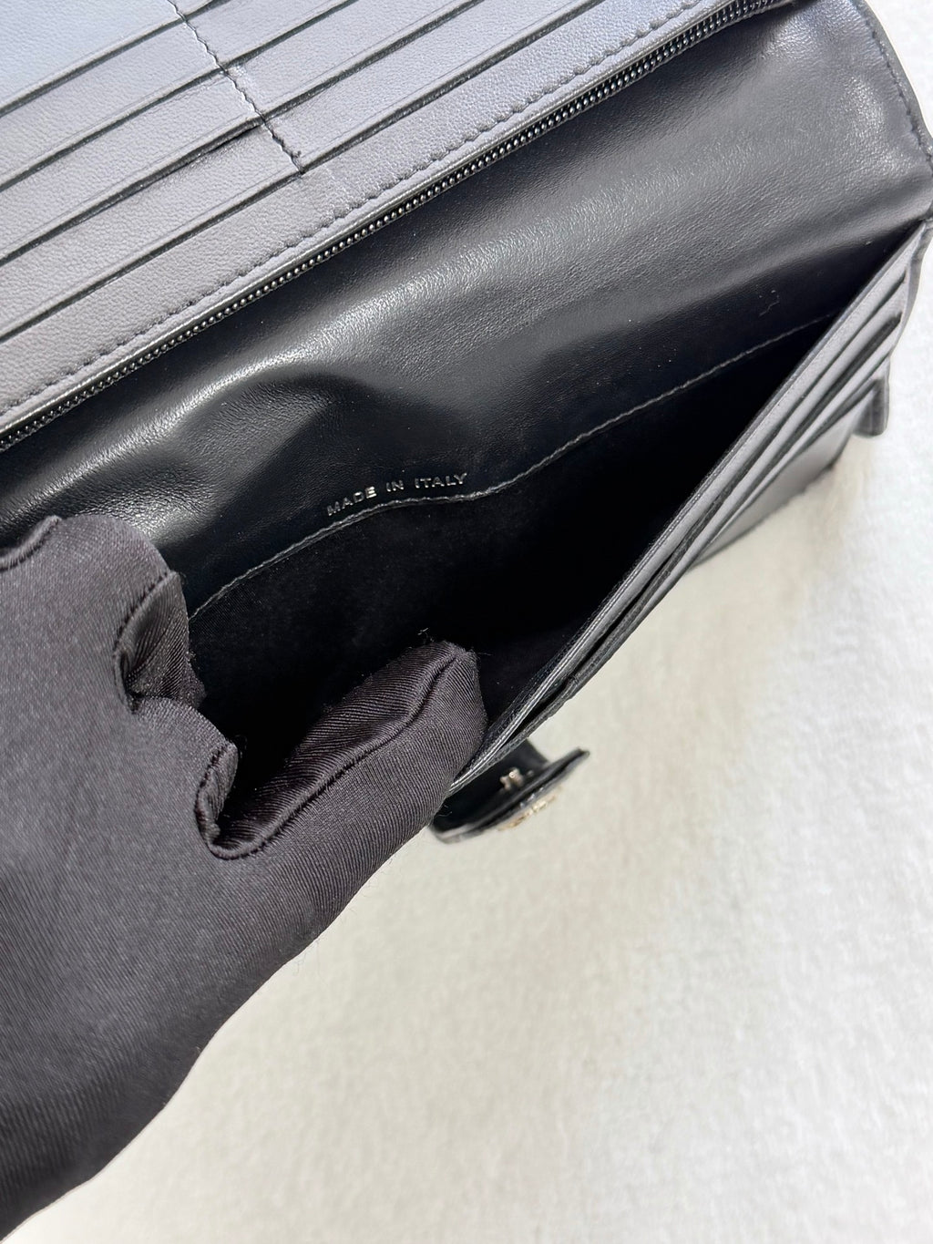 CHANEL Patent Double-C Bifold Wallet