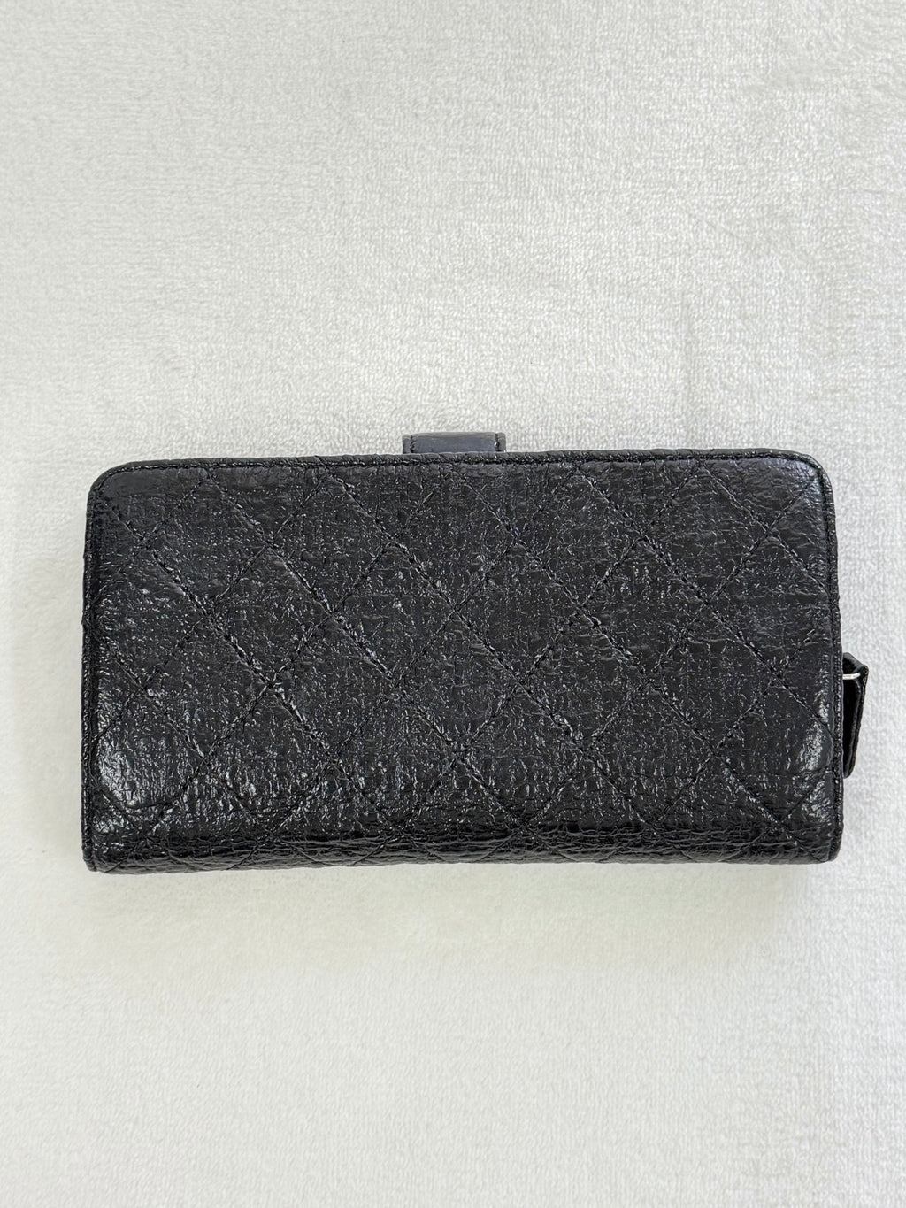 CHANEL Patent Double-C Bifold Wallet