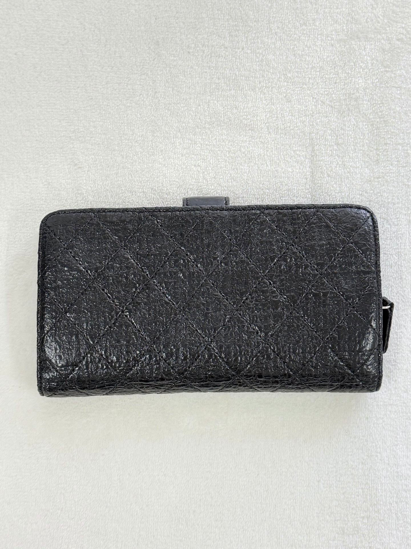 CHANEL Patent Double-C Bifold Wallet