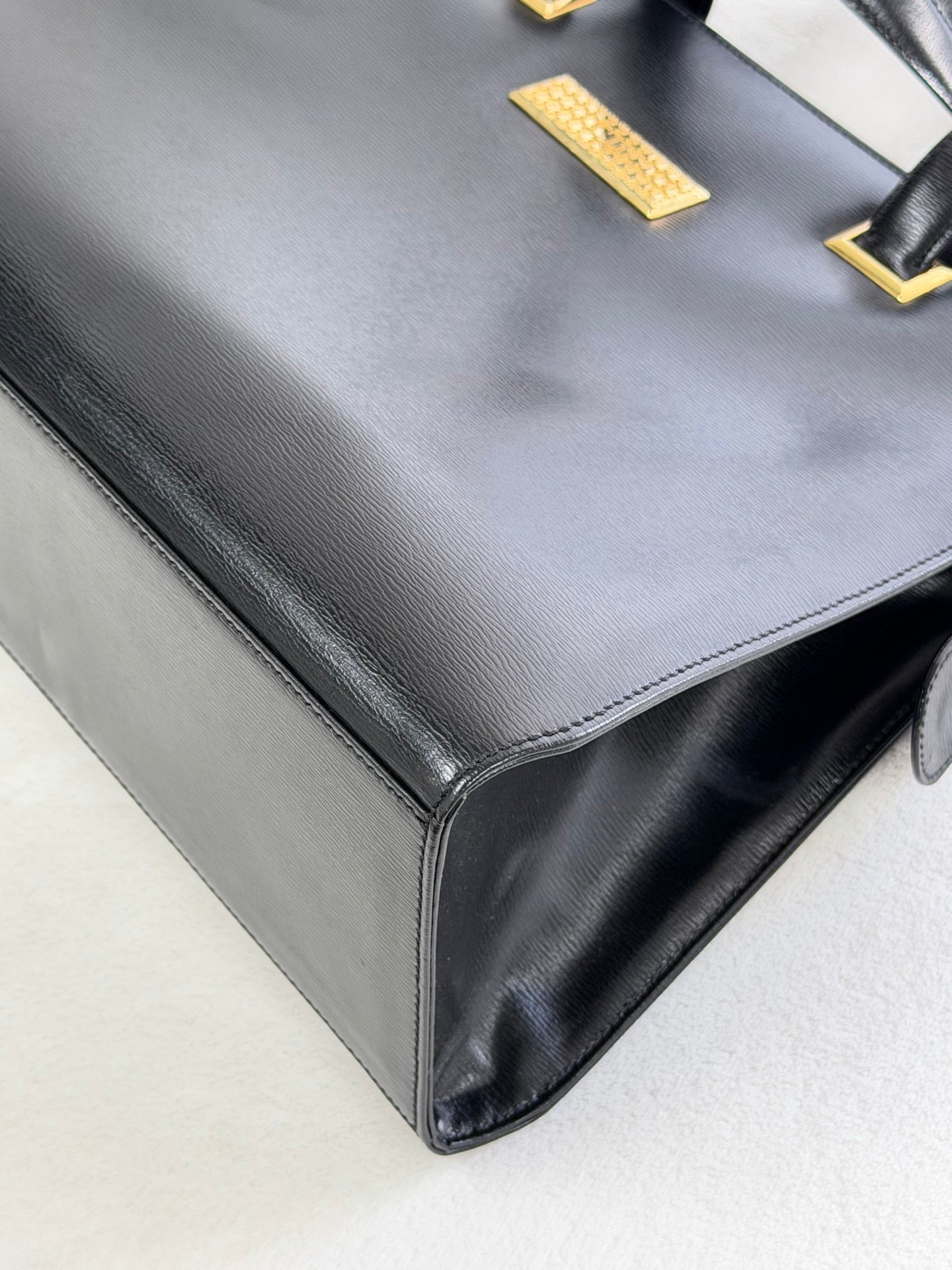 CHRISTIAN DIOR Kelly Genuine Handbag