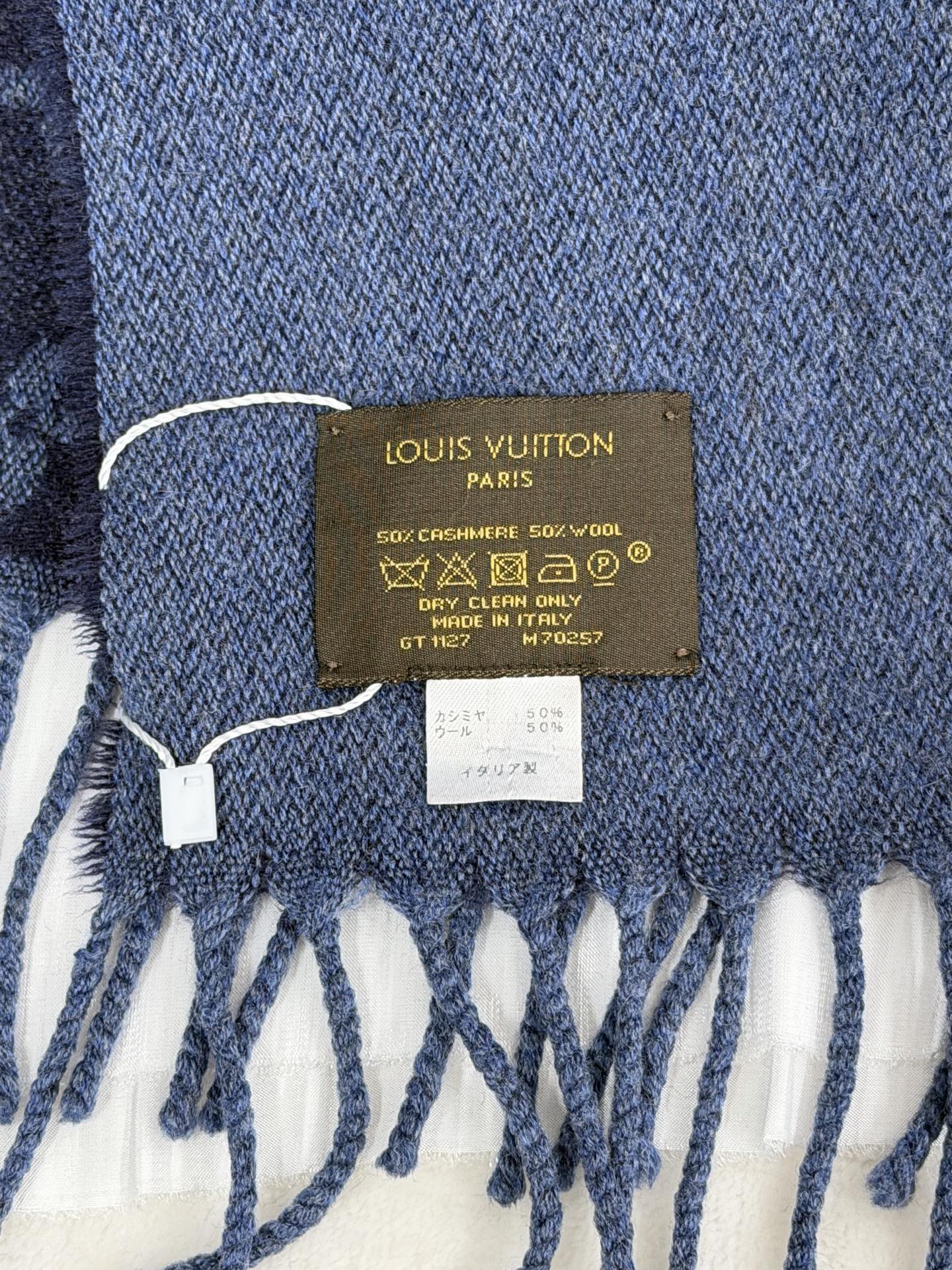 LOUIS VUITTON Gradient Pattern Monogram Wool Scarf