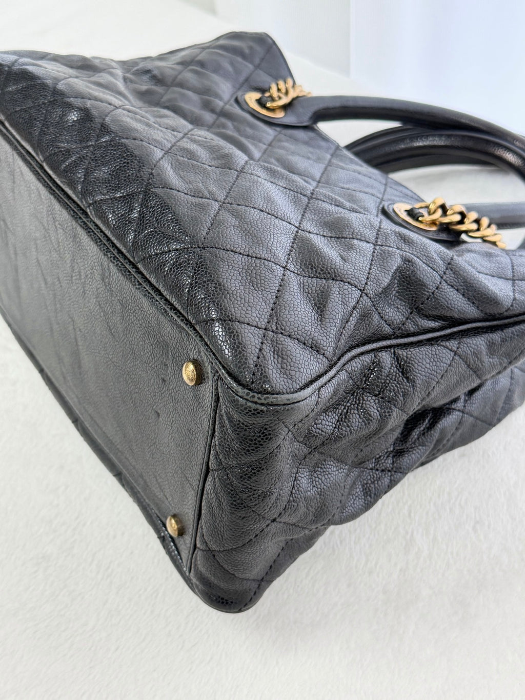 CHANEL Cavier Genuine Patent Chainbag
