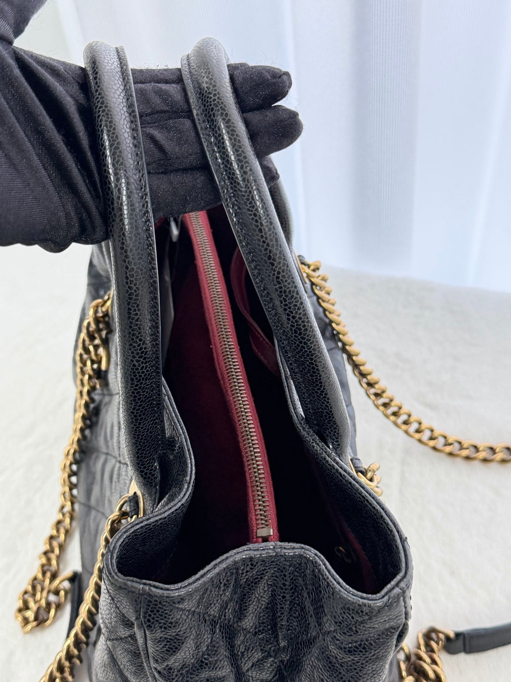 CHANEL Cavier Genuine Patent Chainbag