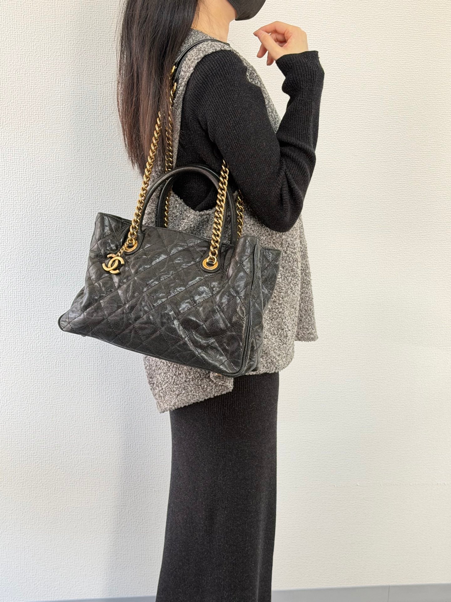 CHANEL Cavier Genuine Patent Chainbag