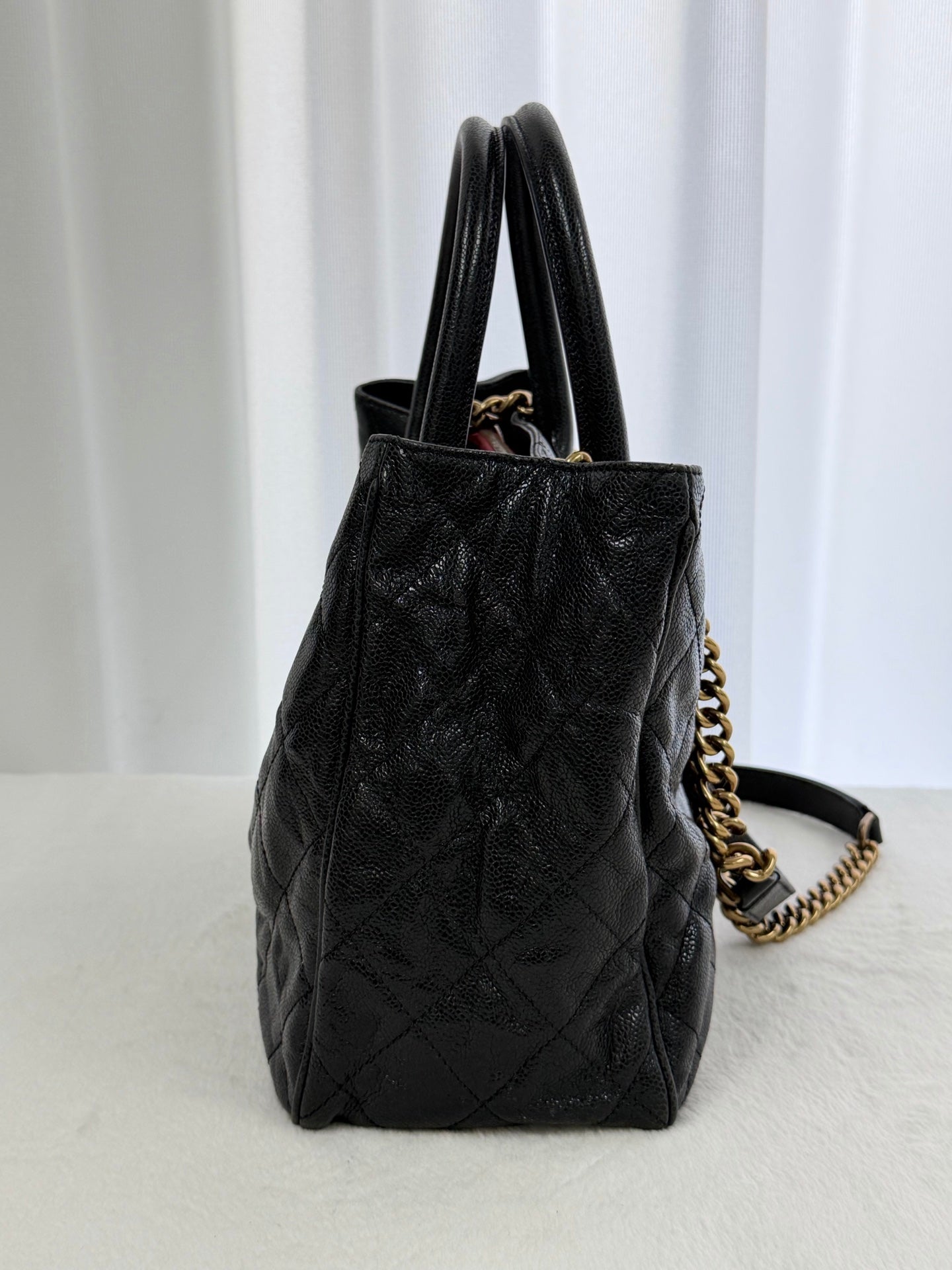 CHANEL Cavier Genuine Patent Chainbag