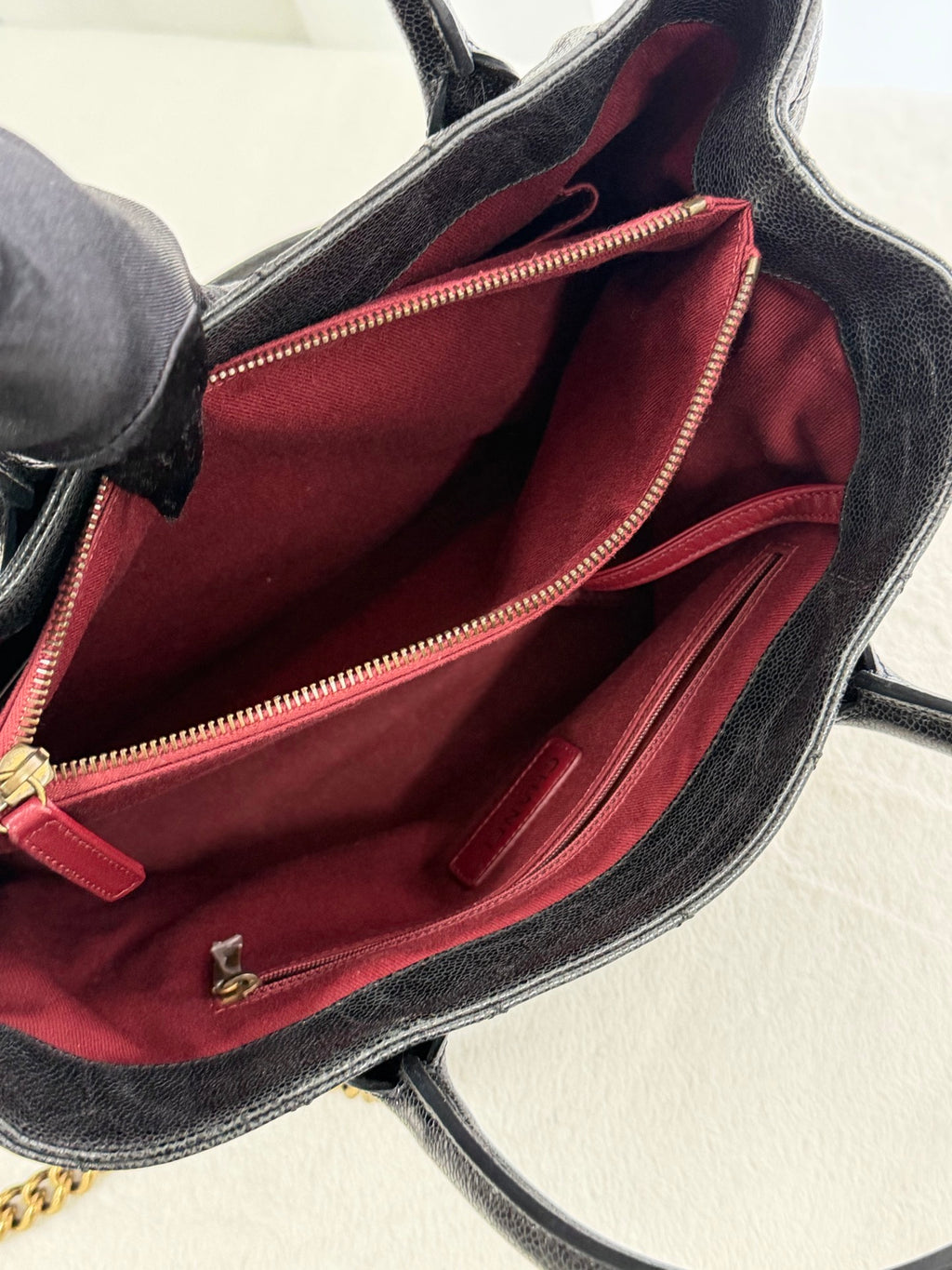 CHANEL Cavier Genuine Patent Chainbag