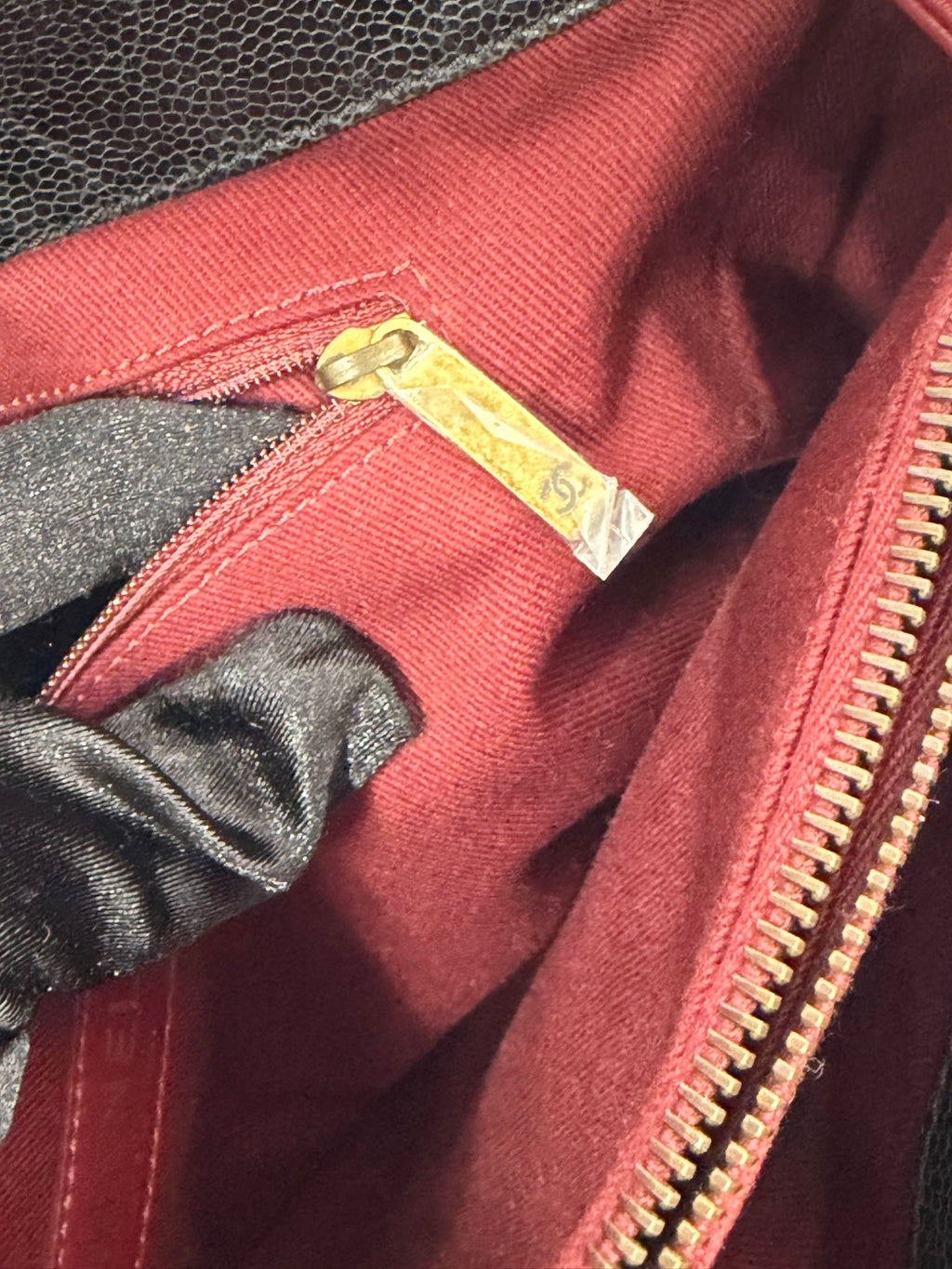 CHANEL Cavier Genuine Patent Chainbag