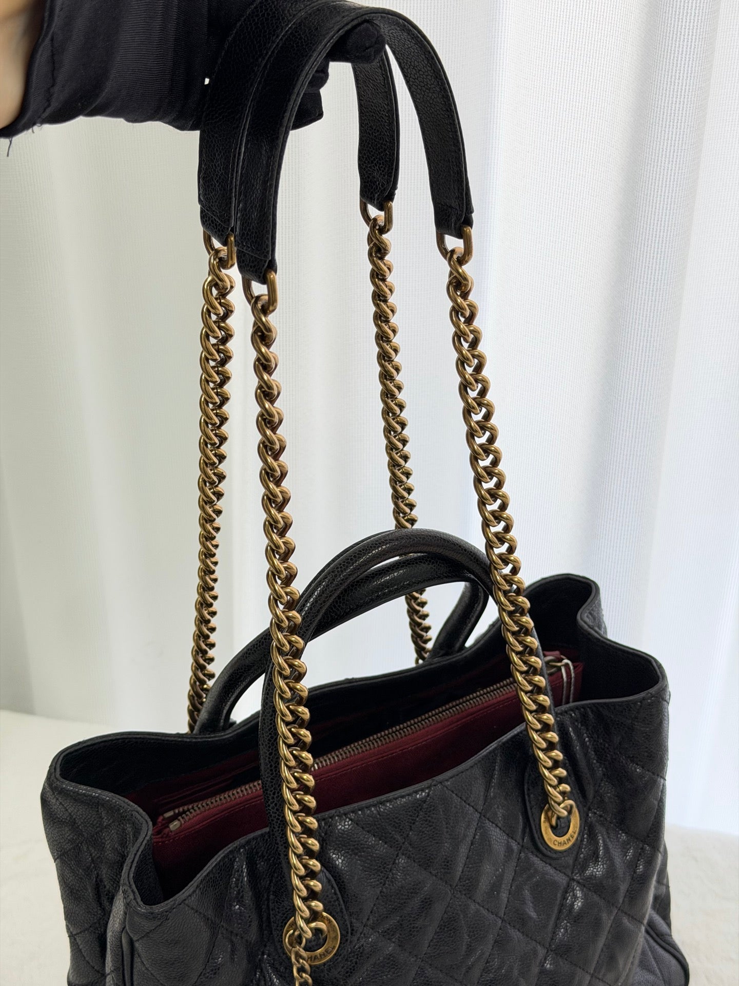 CHANEL Cavier Genuine Patent Chainbag