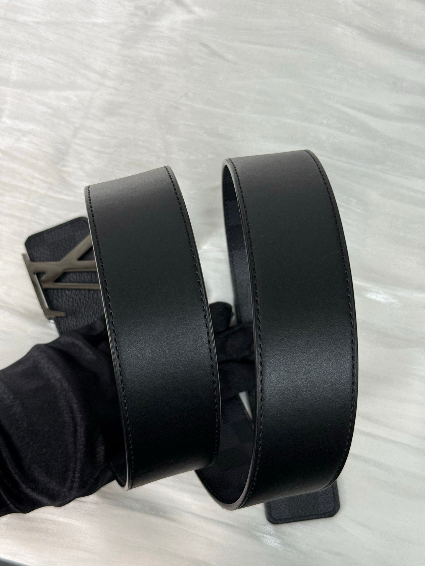 LOUIS VUITTON Damier Belt