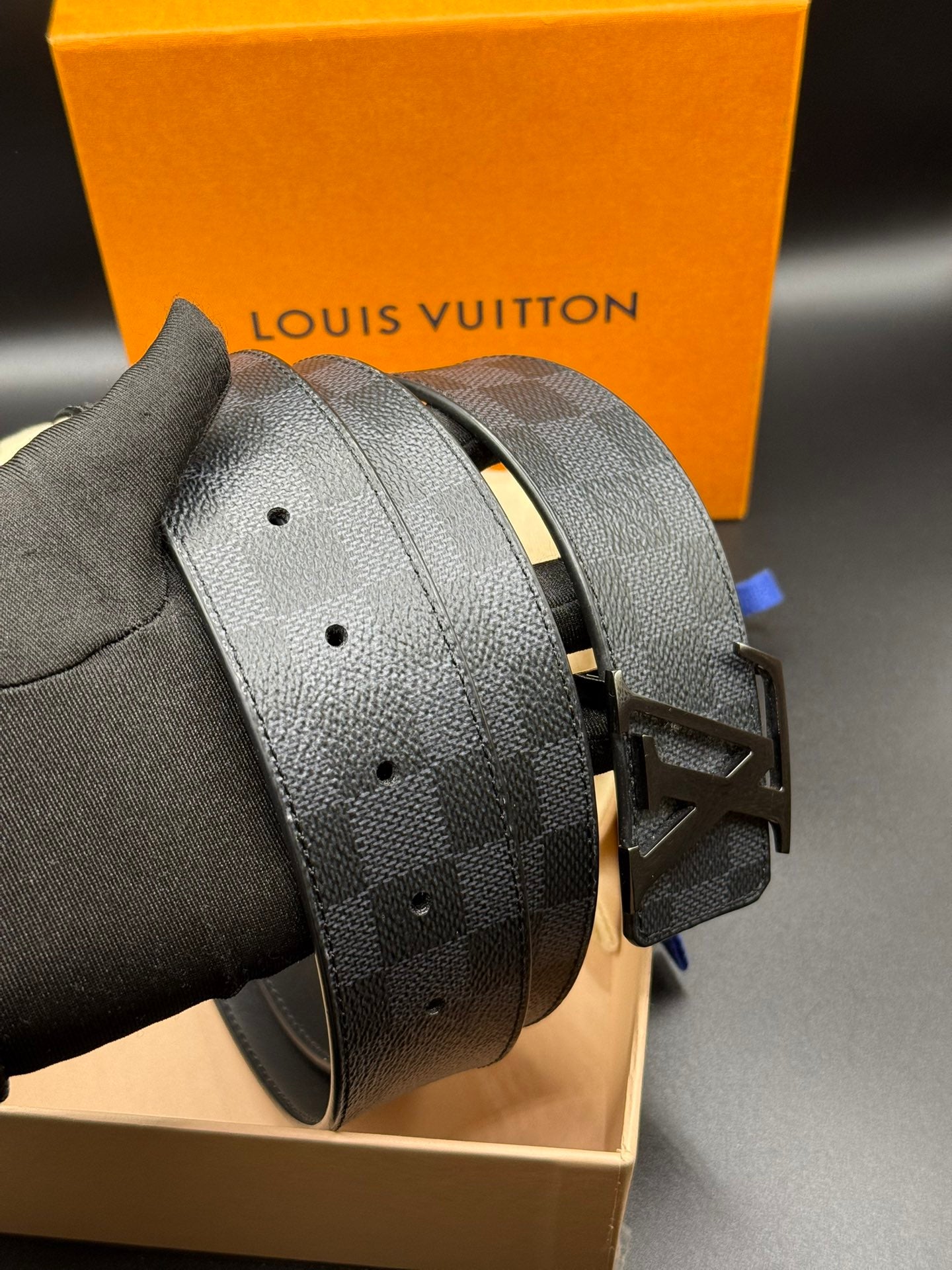 LOUIS VUITTON Damier Belt