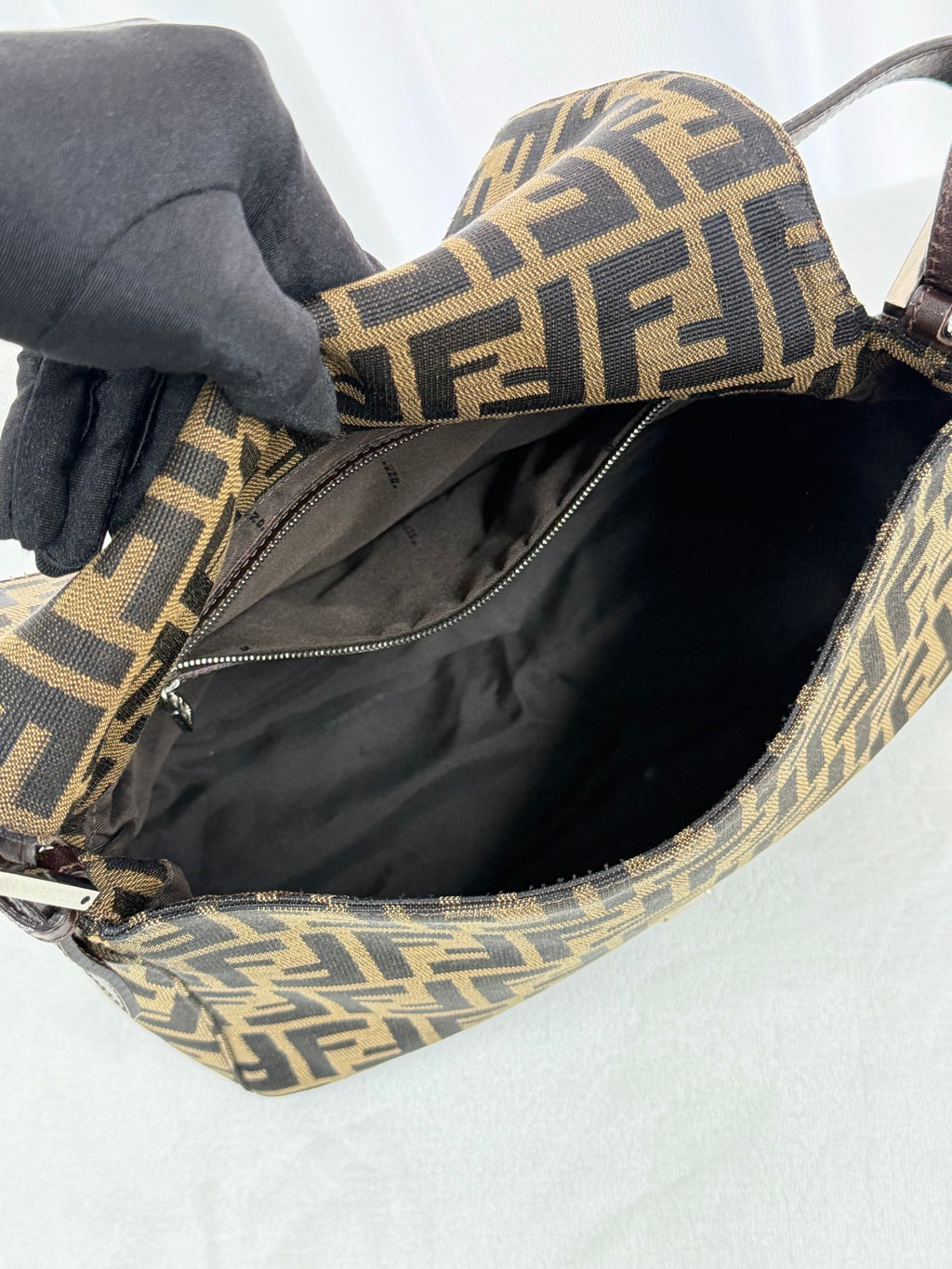 FENDI Zucca Baguette Shoulder bag