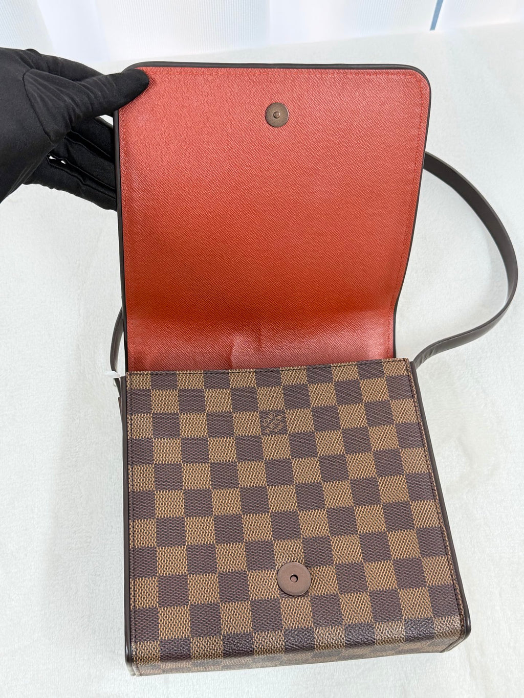 LOUIS VUITTON Damier Handbag