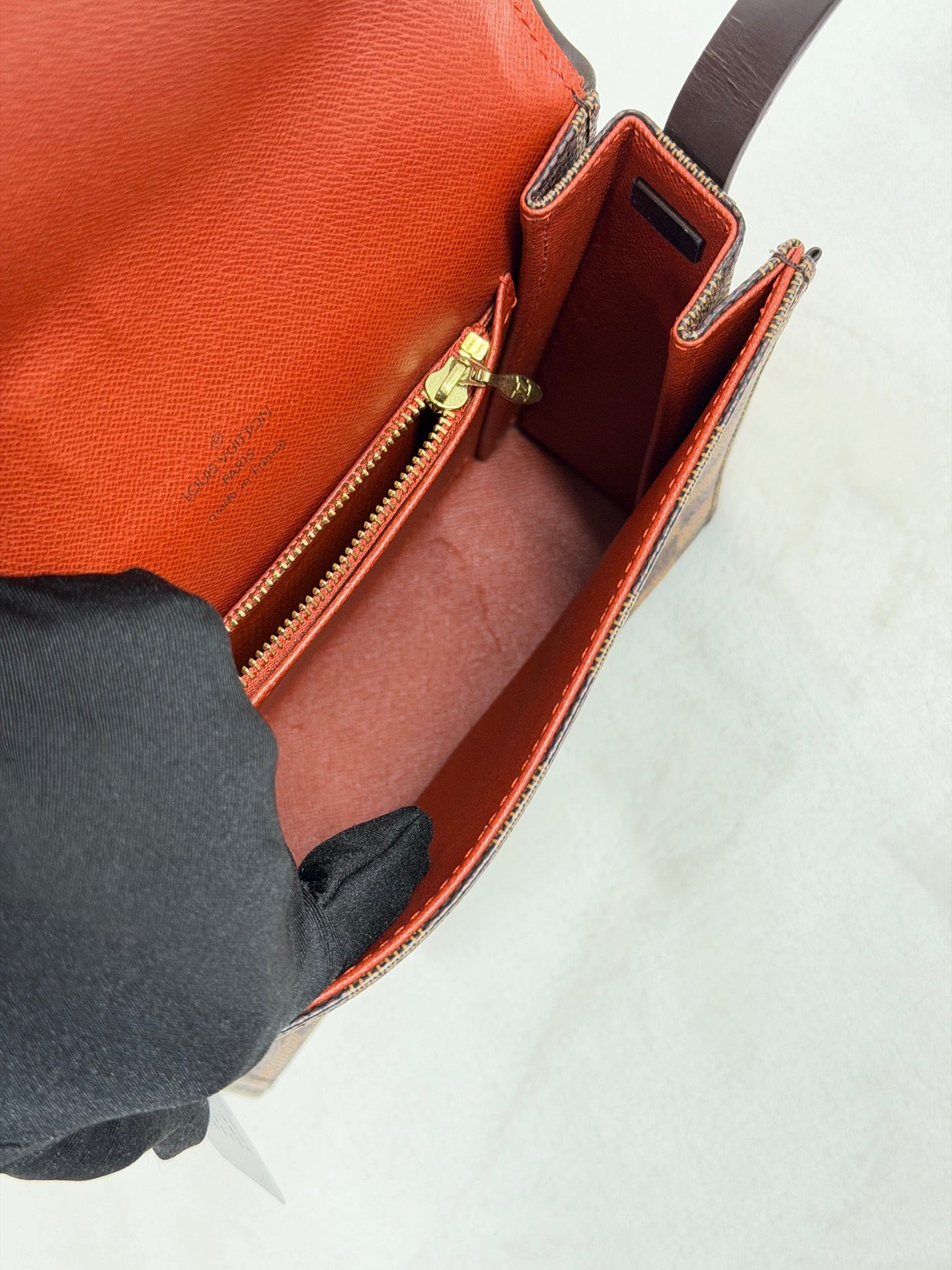 LOUIS VUITTON Damier Handbag