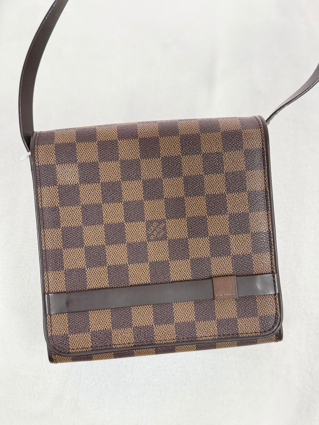 LOUIS VUITTON Damier Handbag