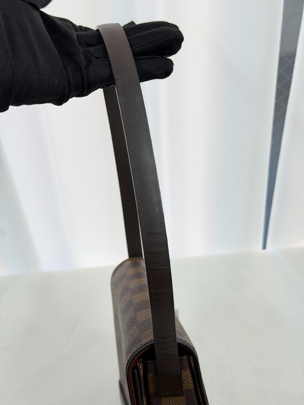 LOUIS VUITTON Damier Handbag